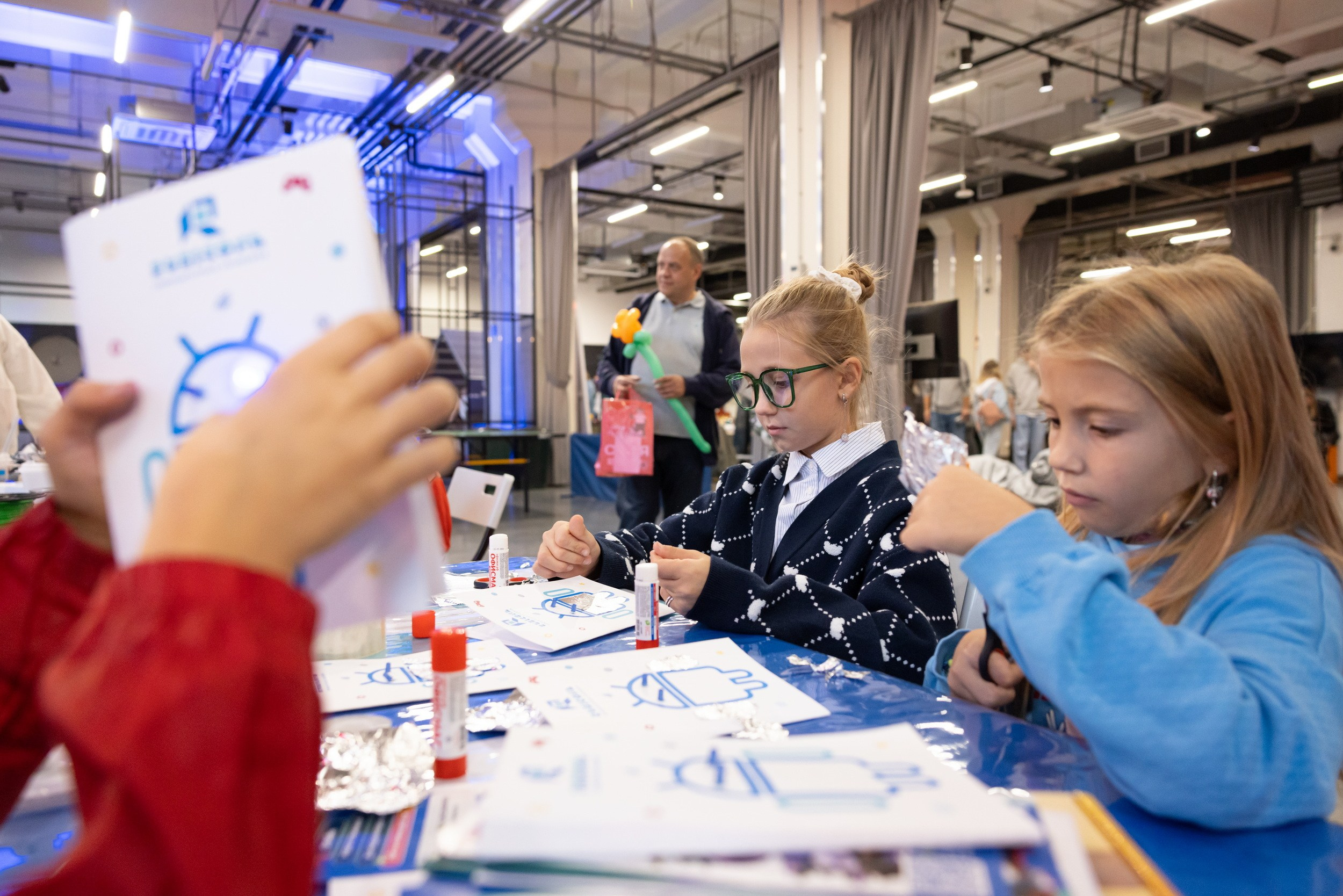 Фестиваль «Электромашина» (13 сентября 2025). Репортажный фотограф Алексей Пирязев