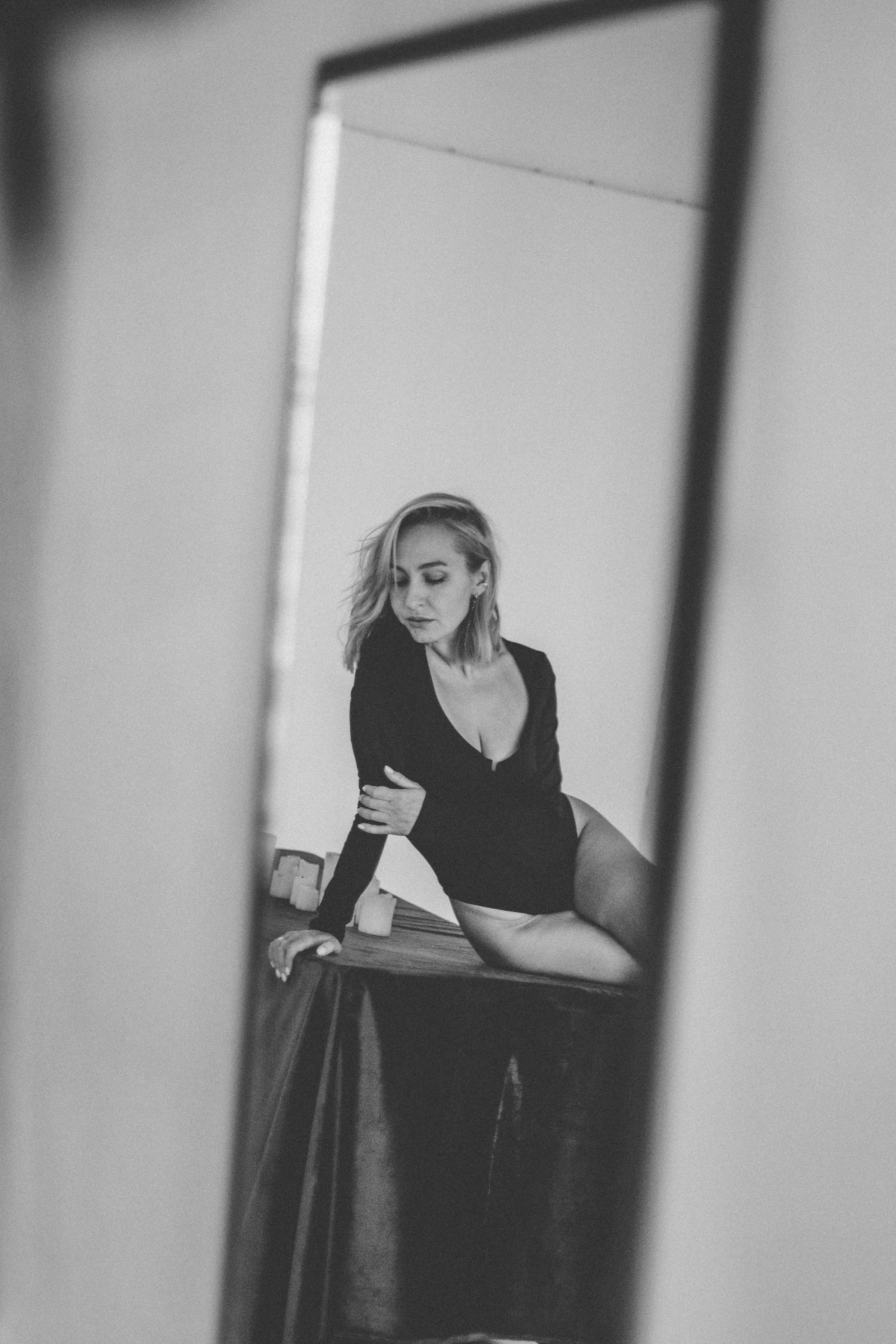 Женский портрет чб студия. Фотограф в Перми Гиренко Людмила