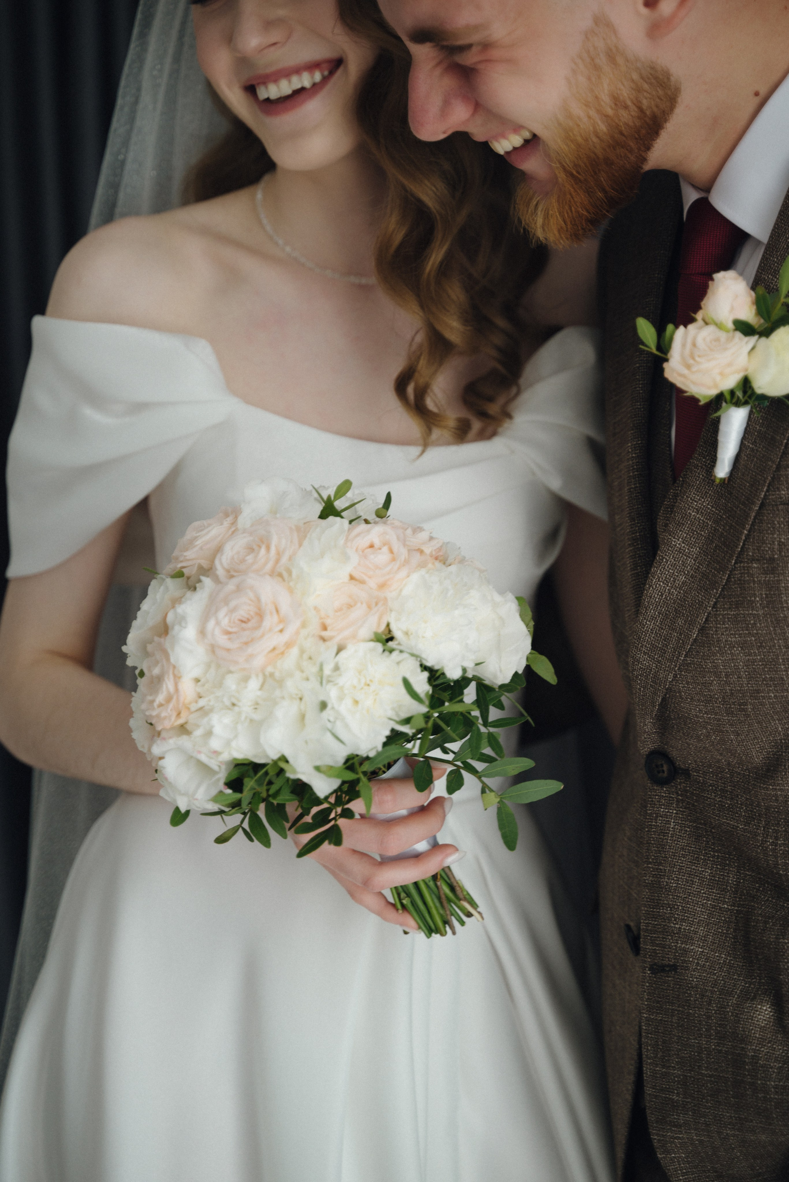 Елена и Артём. Репортажный и свадебный фотограф в Сургуте