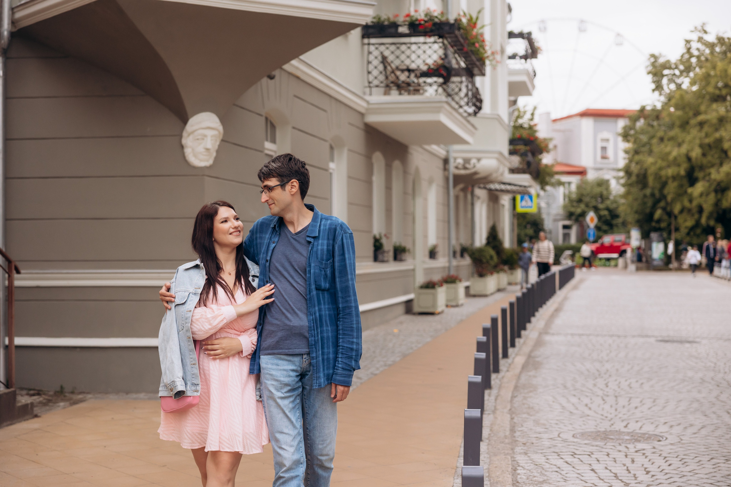 Городская прогулка Зеленоградск. Фотограф в Калининграде свадебная фотография, репортажная, фотосессии
