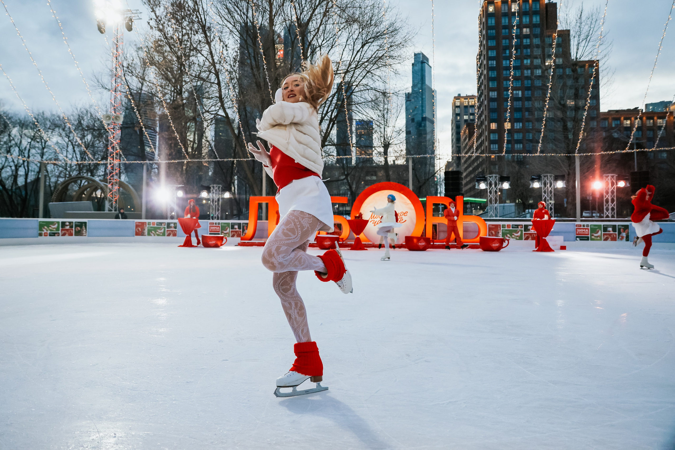 Ледовое шоу Сити каток Московское Чаепитие. Фотограф и видеограф Анна Домашенко