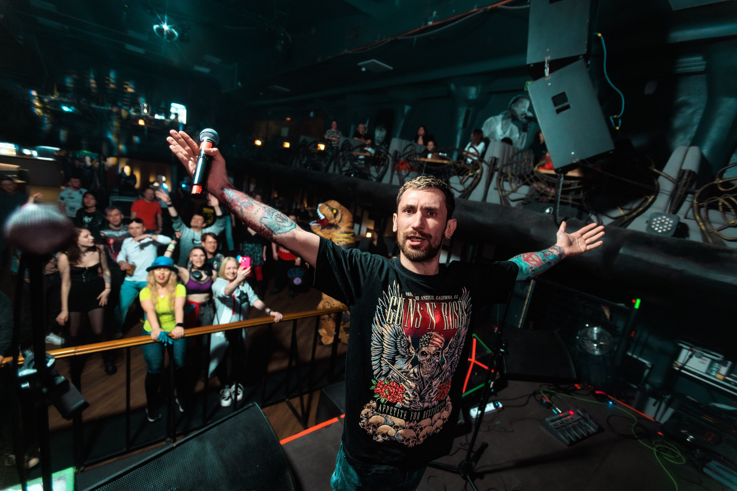 01.05.25 Oldскулы. Репортажный фотограф Екатеринбург | Яркий, качественный репортаж | Концерты, клубы, репортаж, праздники, корпоративы