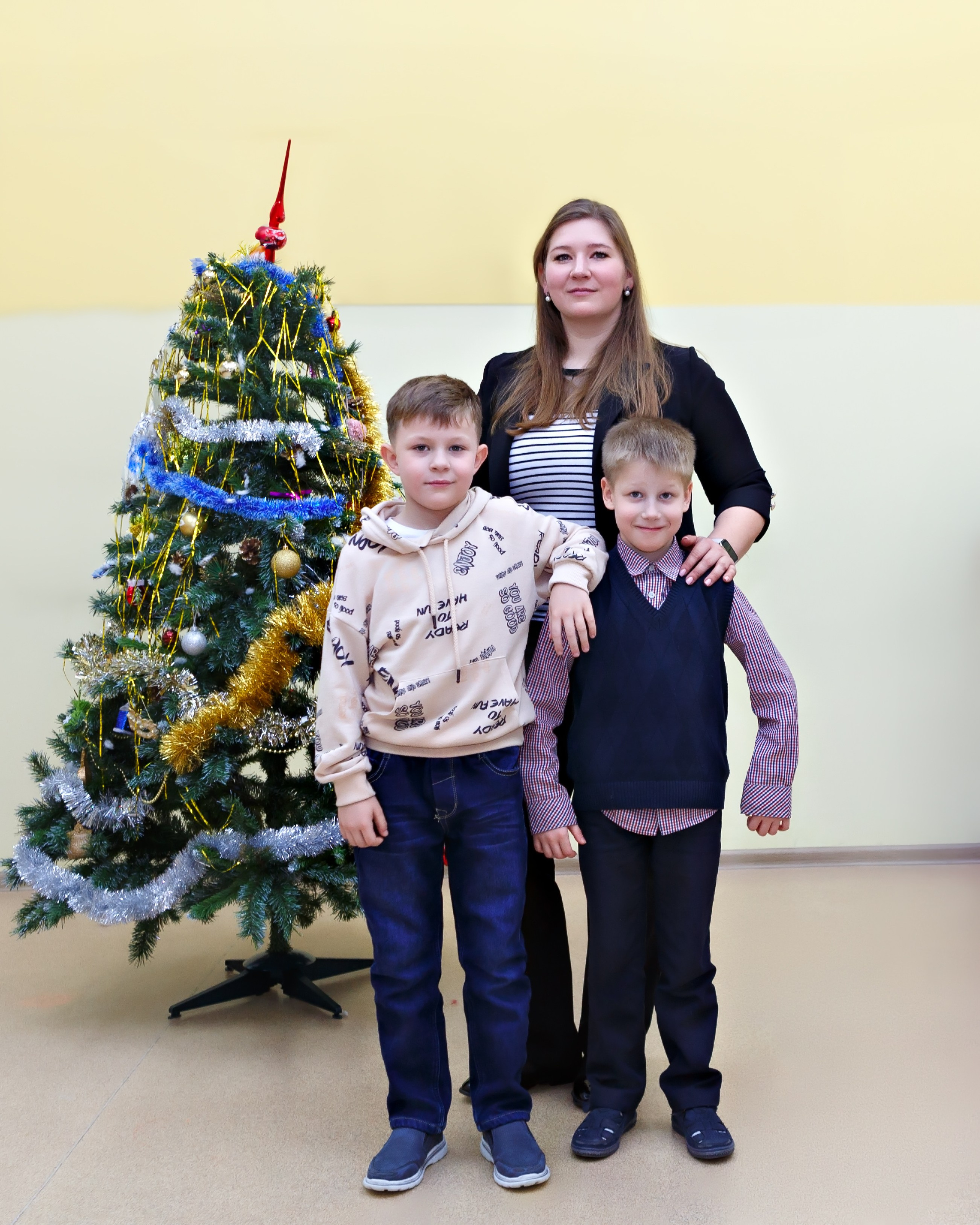 Новогодний утренник в школе. Выпускные альбомы и школьный фотограф в Подольске, Троицке, Щербинке, Москве и Московской области