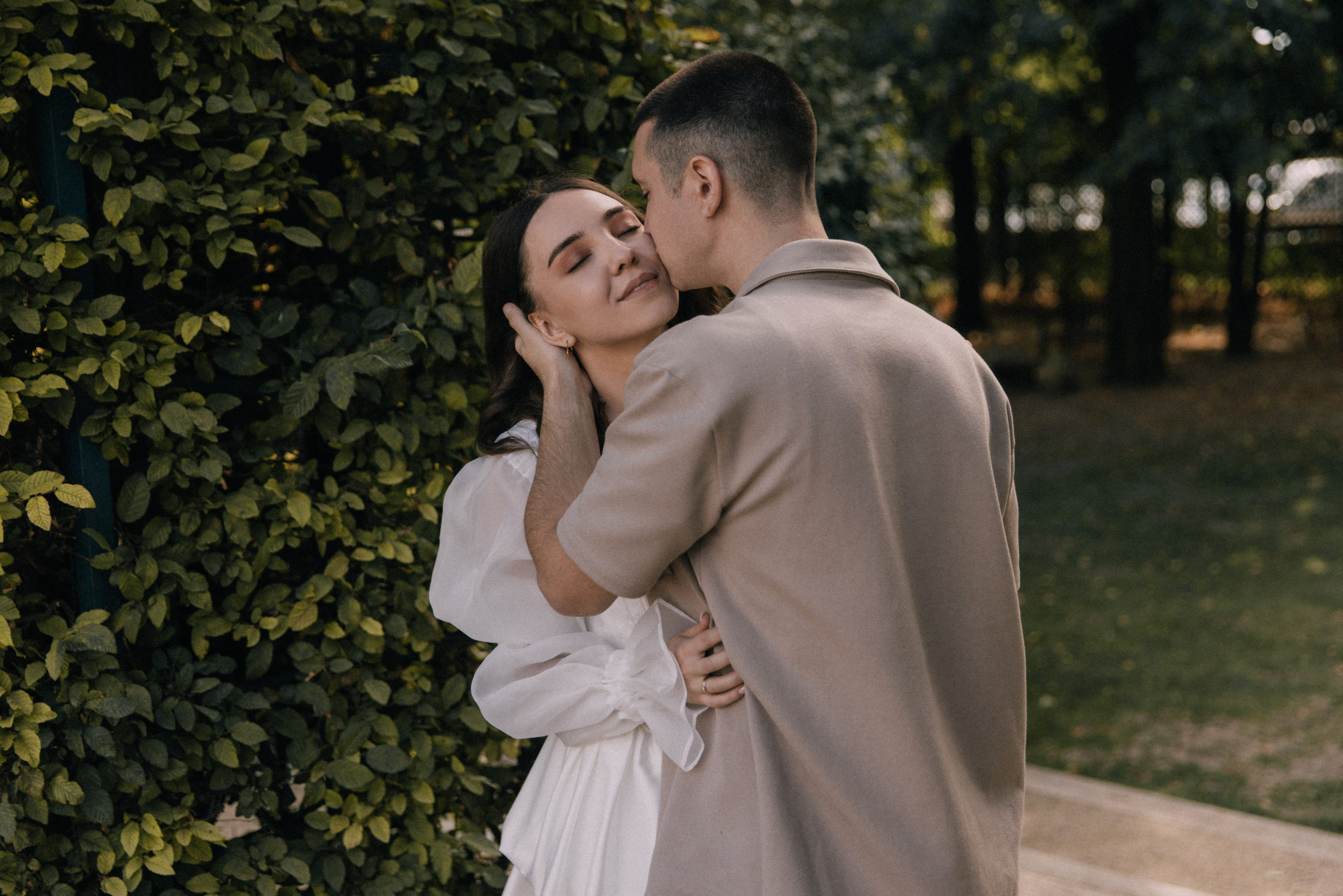 Love is a masterpiece. Photographer in Paris