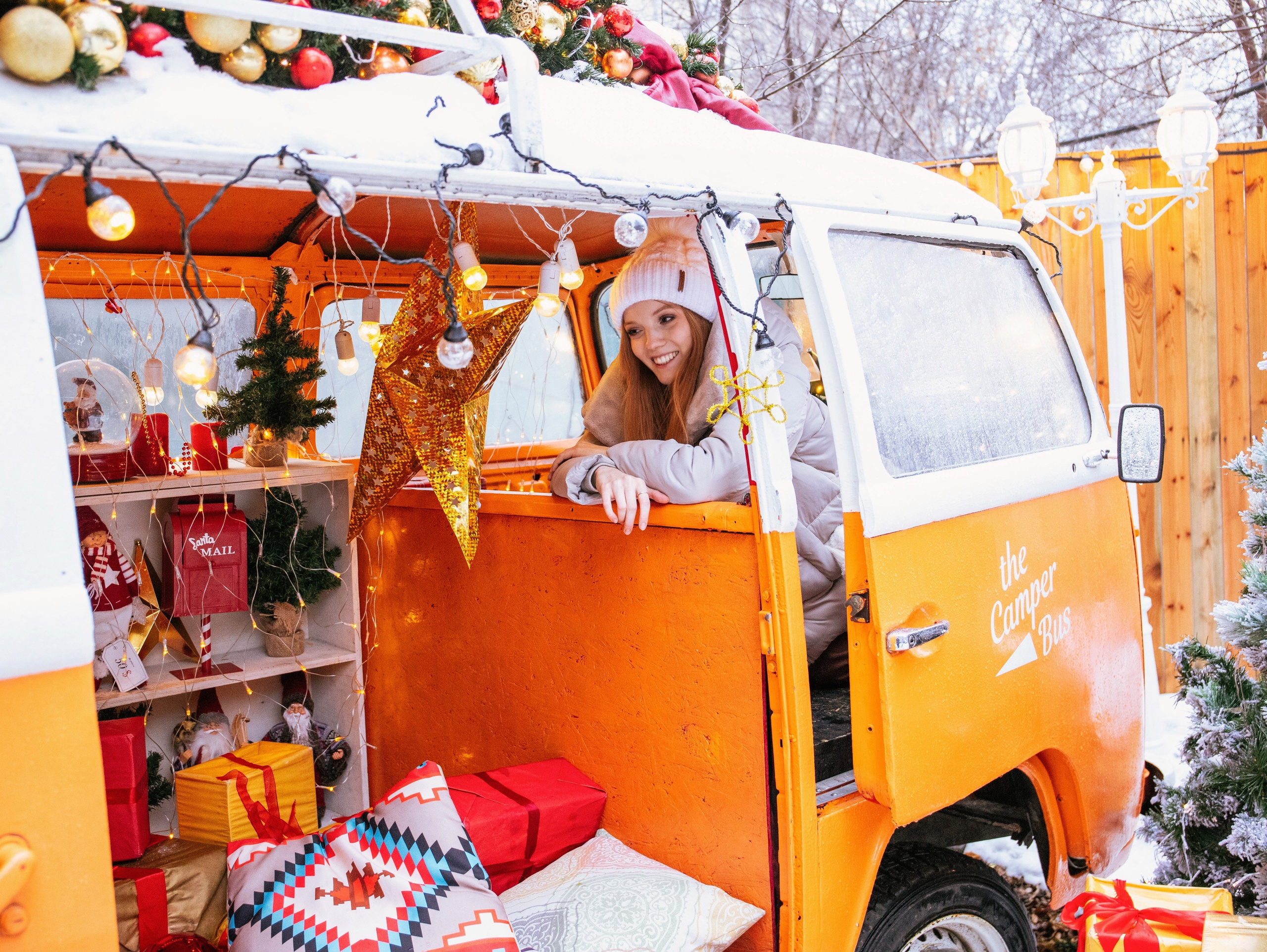 Новогодняя съемка с локацией «автобус». Свадебный и семейный фотограф в Москве Мила Широких