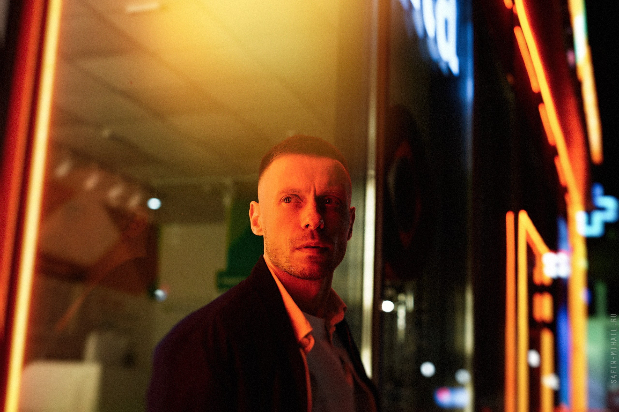 Мужская фотосессия, ночной Сургут