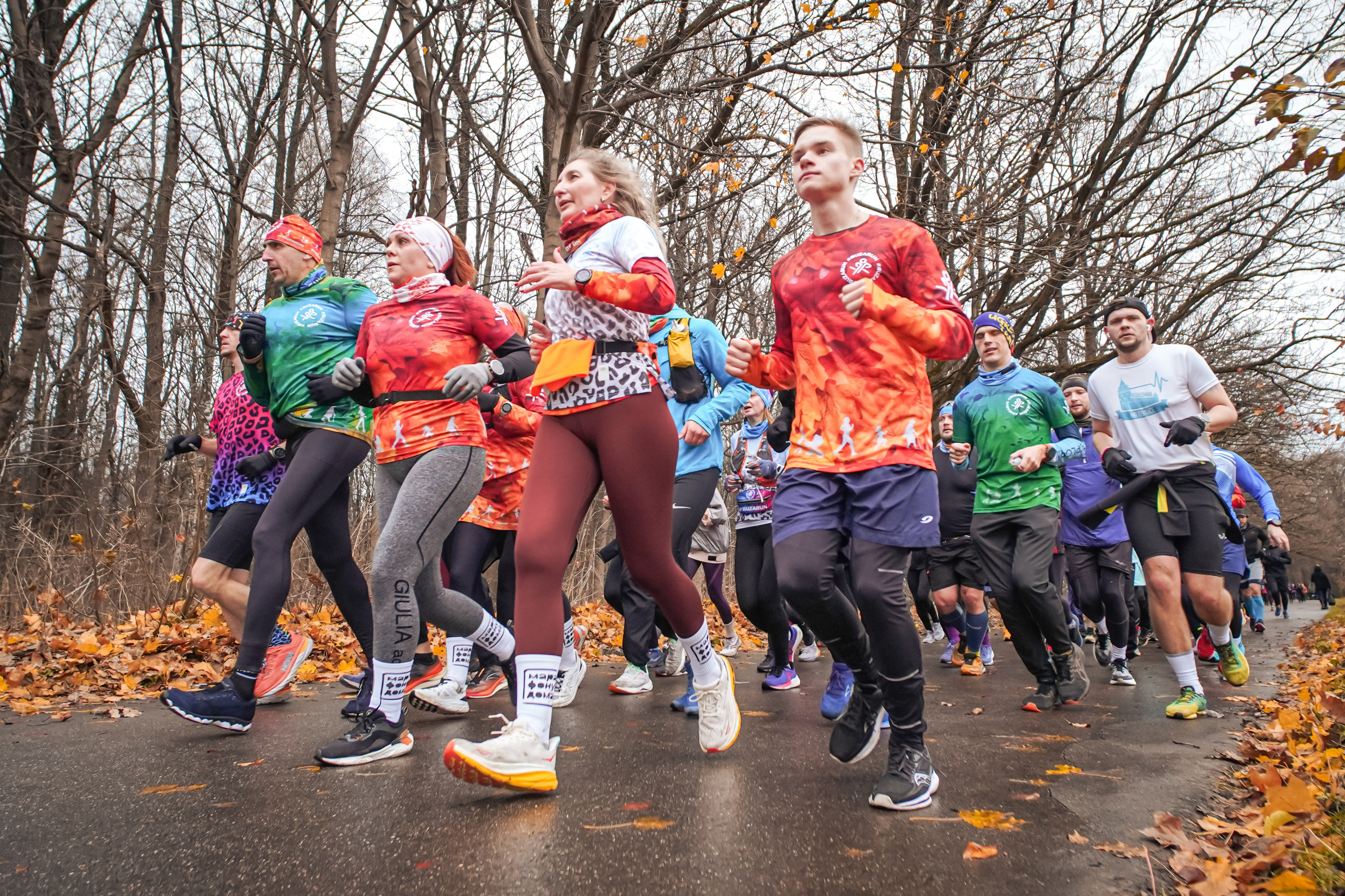 #марафонудома #яuzarun 2024 2-я петля, группа 6:30. Роман Капилюшов. Бег. Фото. Видео. г. Люберцы