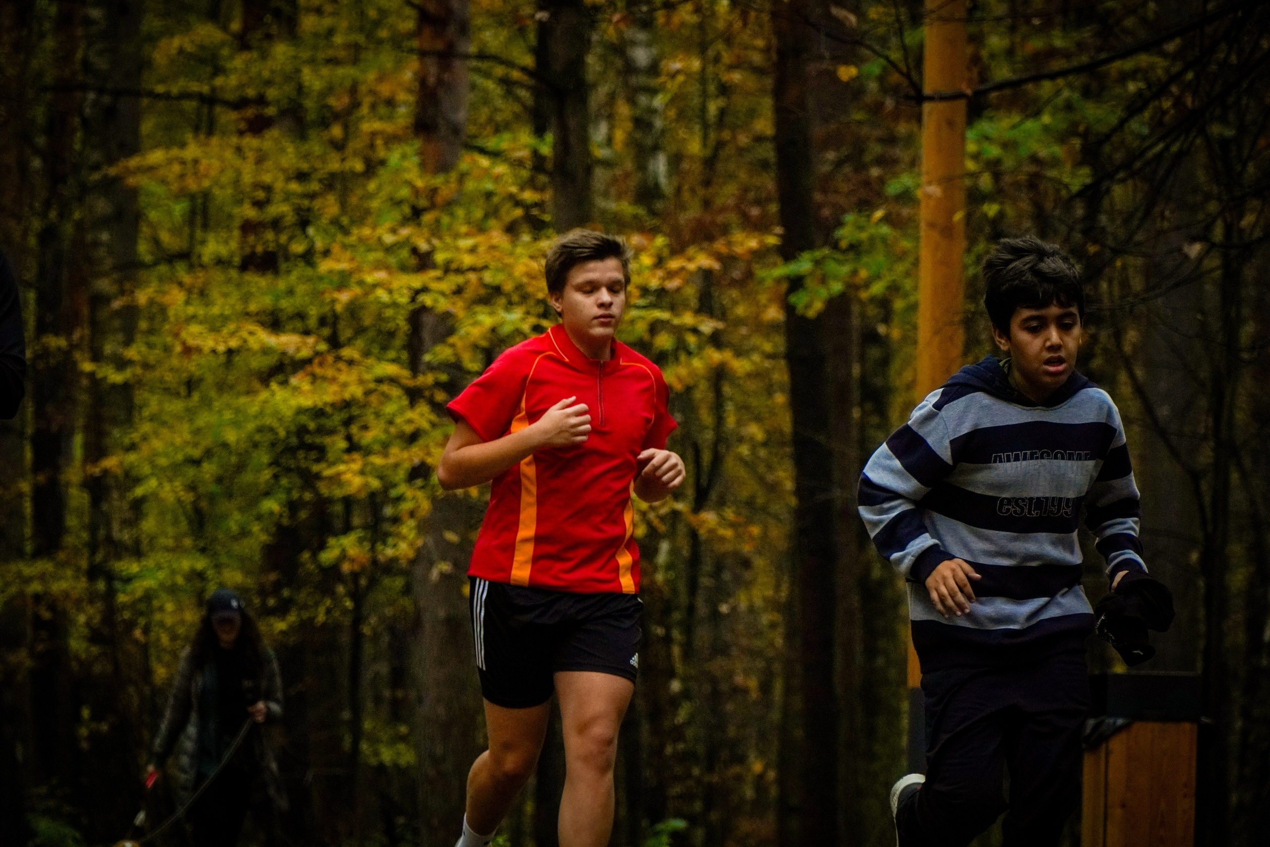 100-й забег 5 вёрст Томилинский. Роман Капилюшов. Бег. Фото. Видео. г. Люберцы