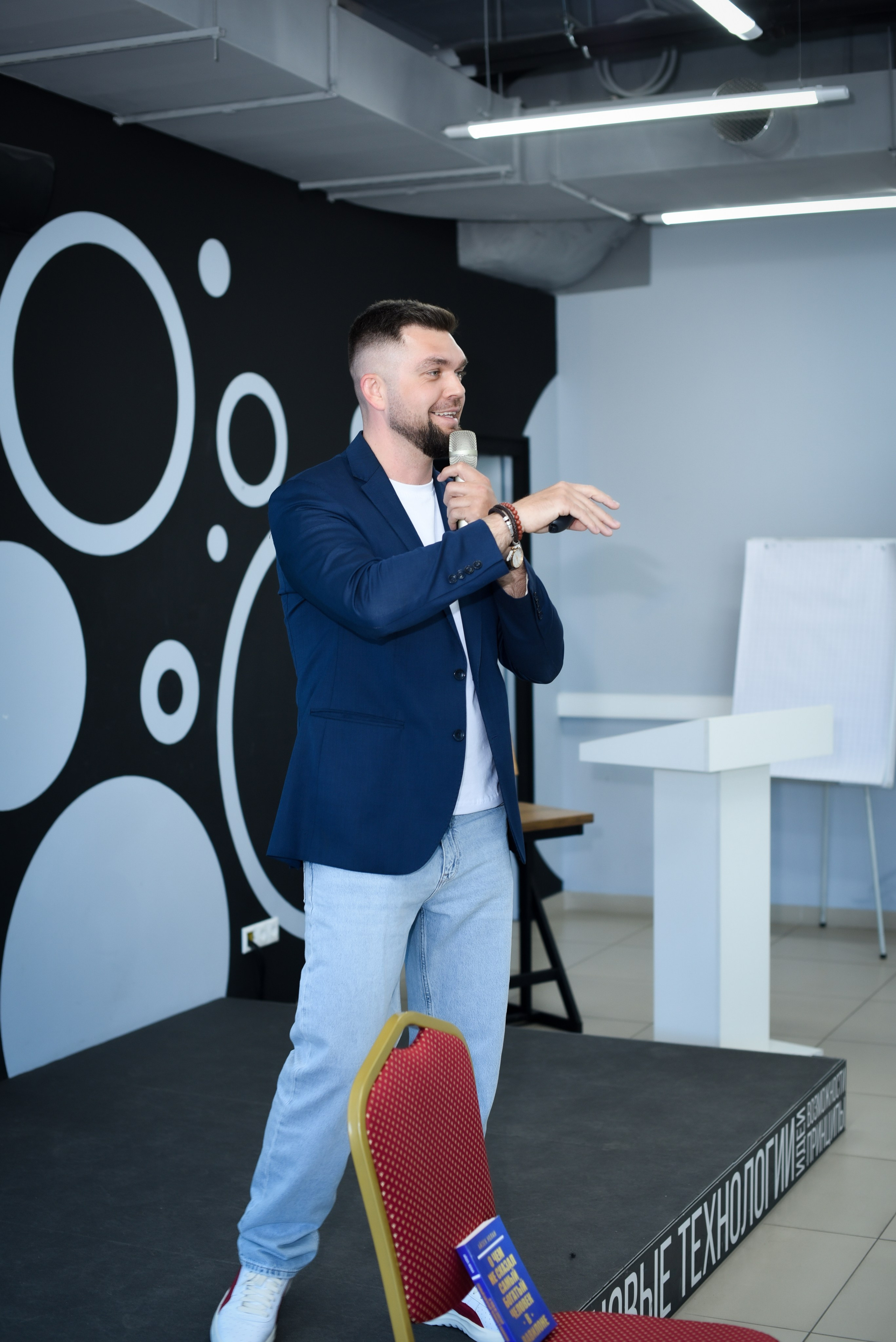 КНИЖНЫЙ КЛУБ. Фотограф и видеограф Краснодар Москва SIA