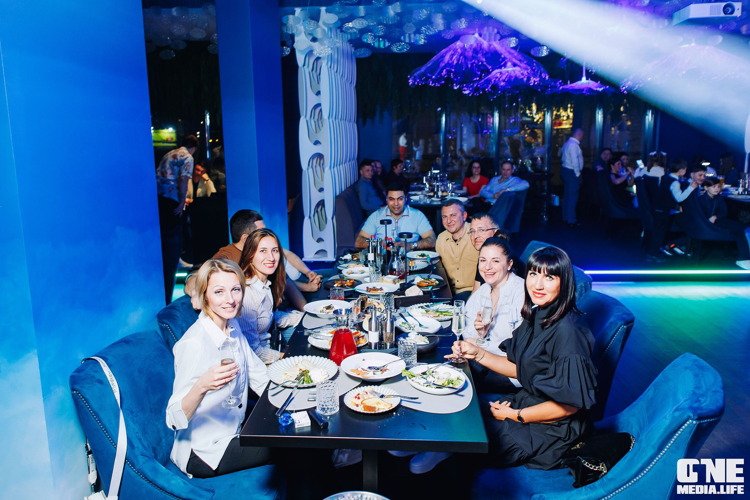 Кино вечеринка в ресторане Океан. One Media Life: фоторепортажи, фотоотчеты с мероприятий и заведений
