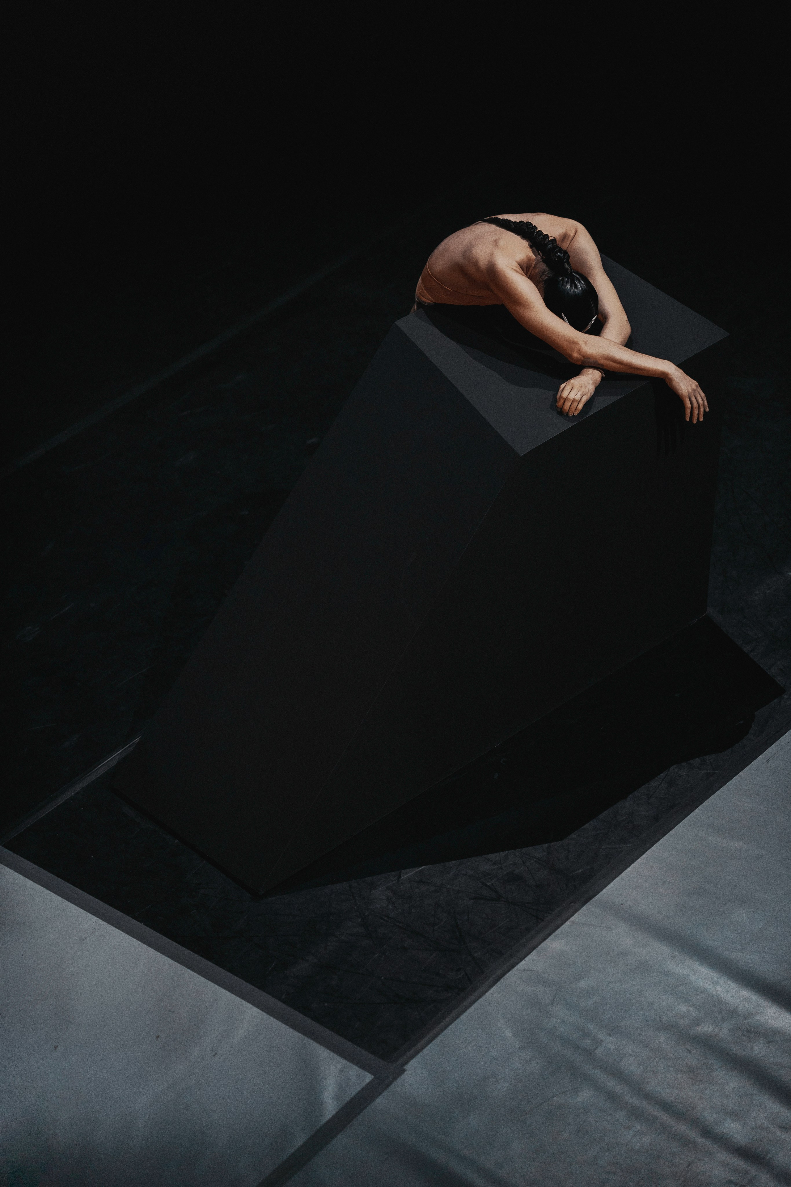 Прима балерины Мариинского театра Диана Викторовна Вишнёва и Дарья Владимировна Павленко в спектакле Дуо хореографа Павла Глухова проект фестиваля Context