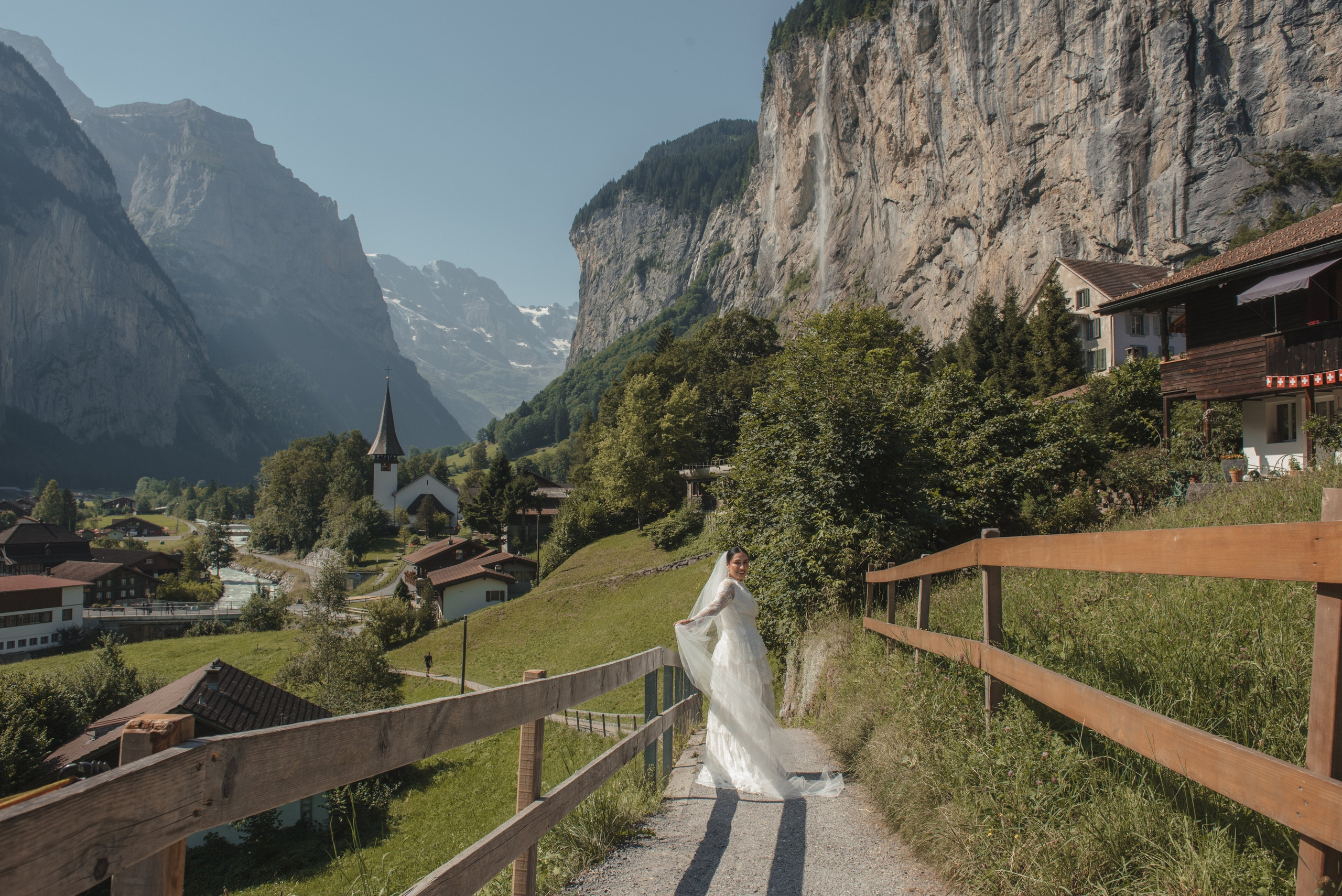 Berta & Orlando (Lauterbrunnen, Switzerland). Photographer in Interlaken area