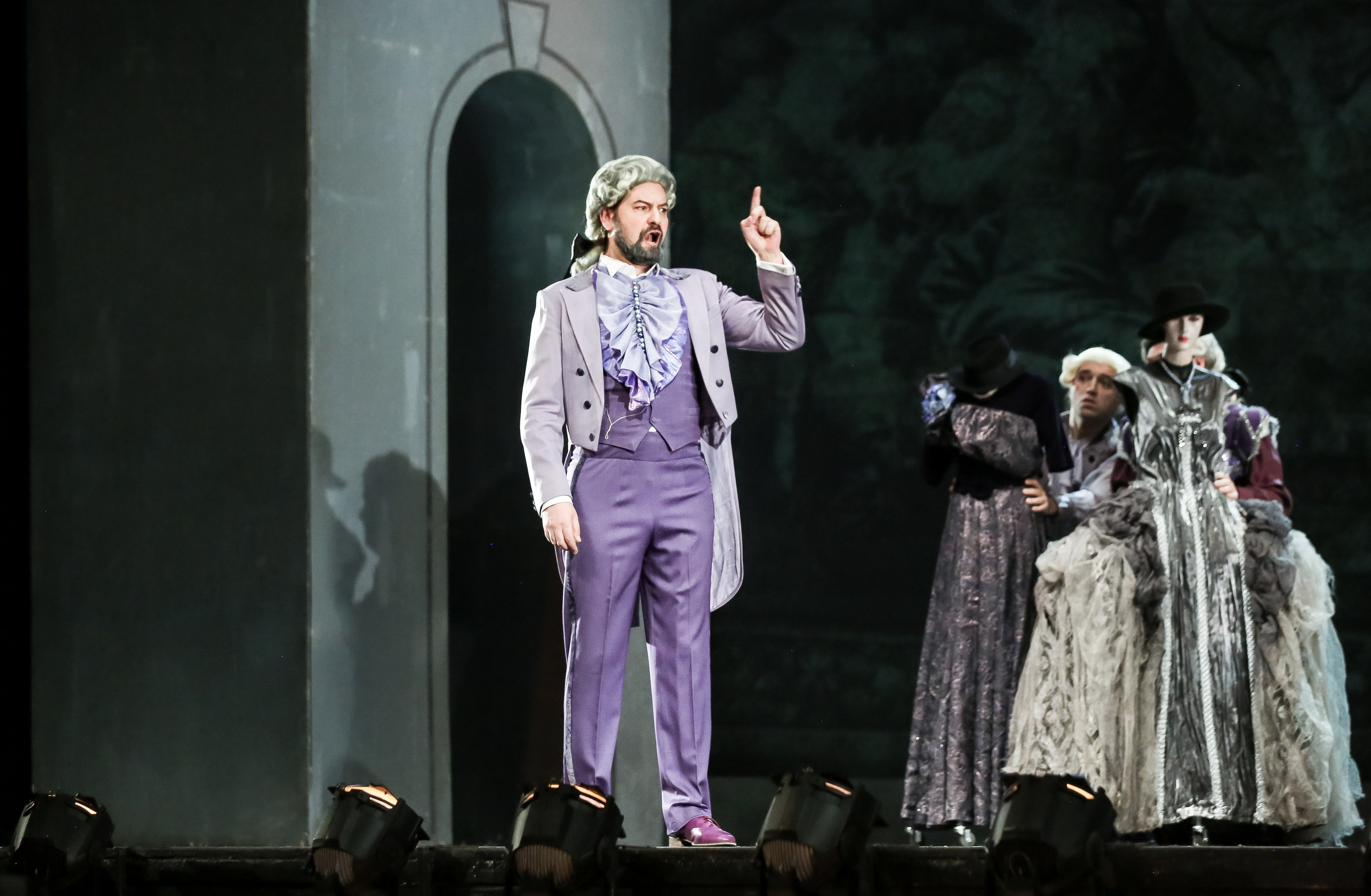 Дон Маньифико в «Золушке» Россини — Новая опера. Дарья Письменюк / Darya Leitstern — фотограф, музыкант, журналист, путешественник