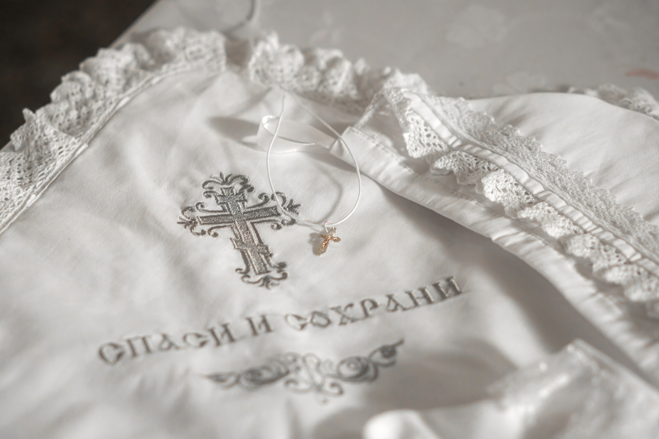 Крещение Арины. Фотограф на крещении и венчании Елена Плинер, Псков и Псковская область