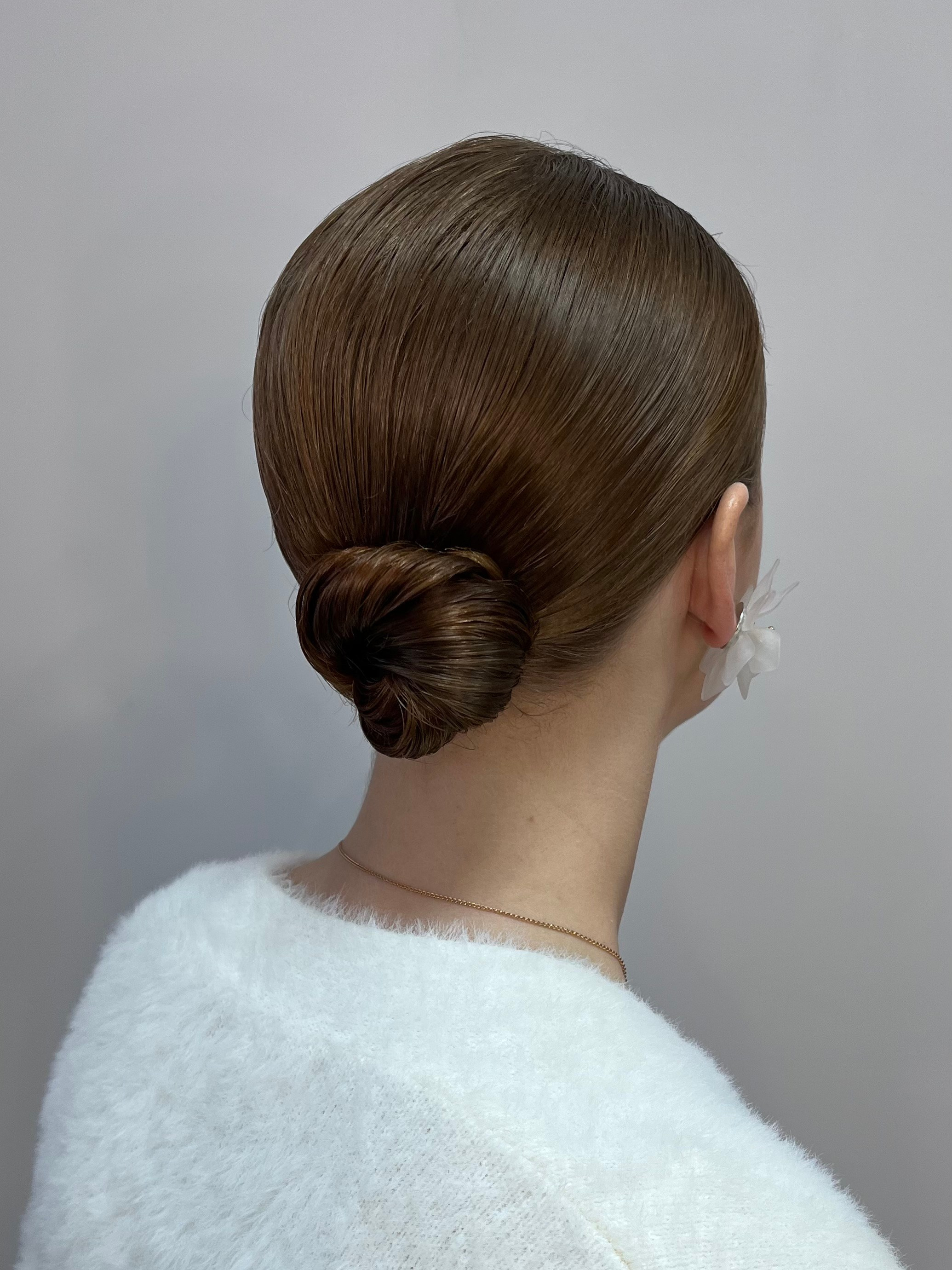 Стилист Краснова. Подрядчики и друзья сети свадебных площадок House for wedding