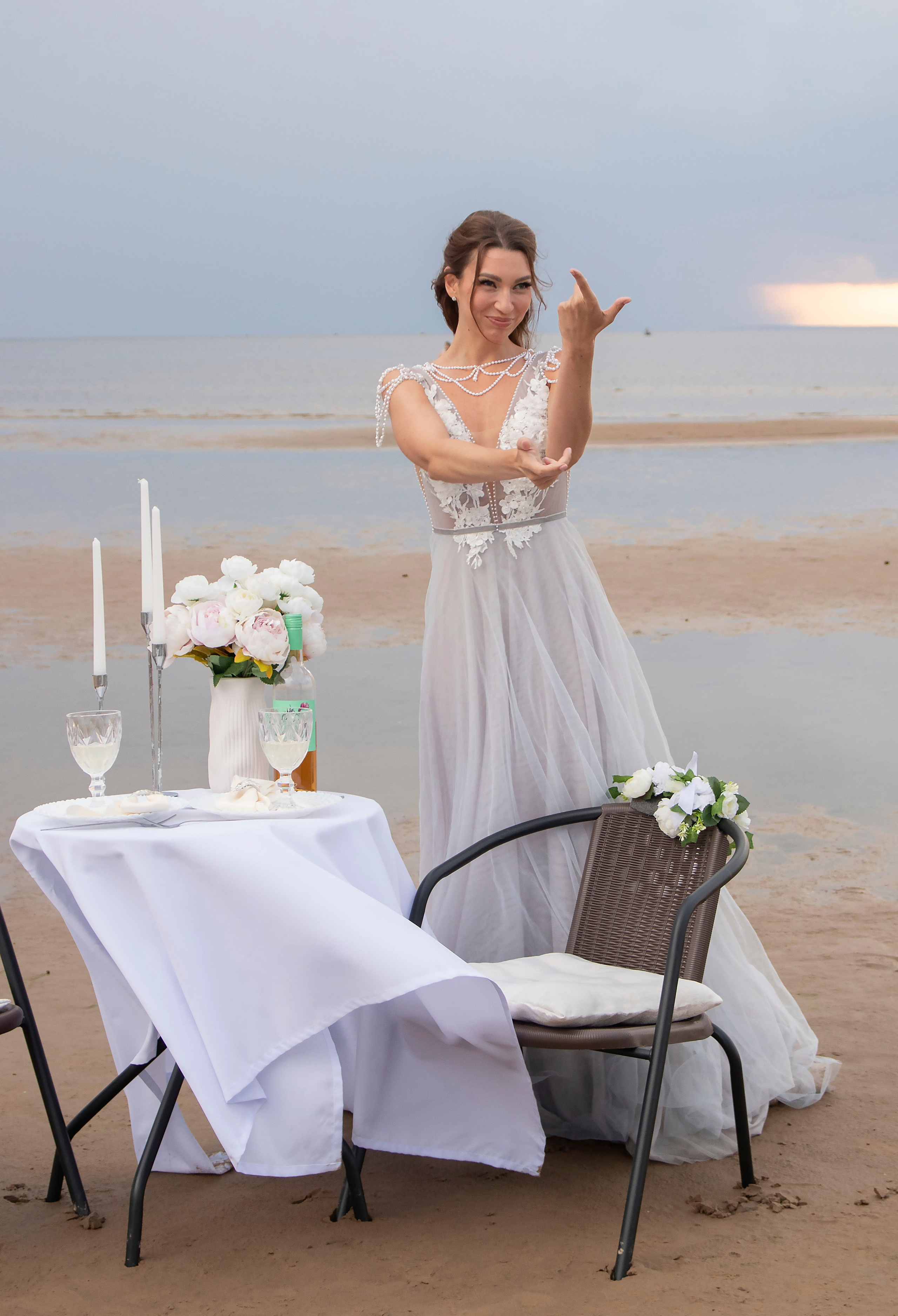 Свадебная прогулка на Финском заливе. Портретный фотограф в Санкт-Петербурге Савельева Ольга