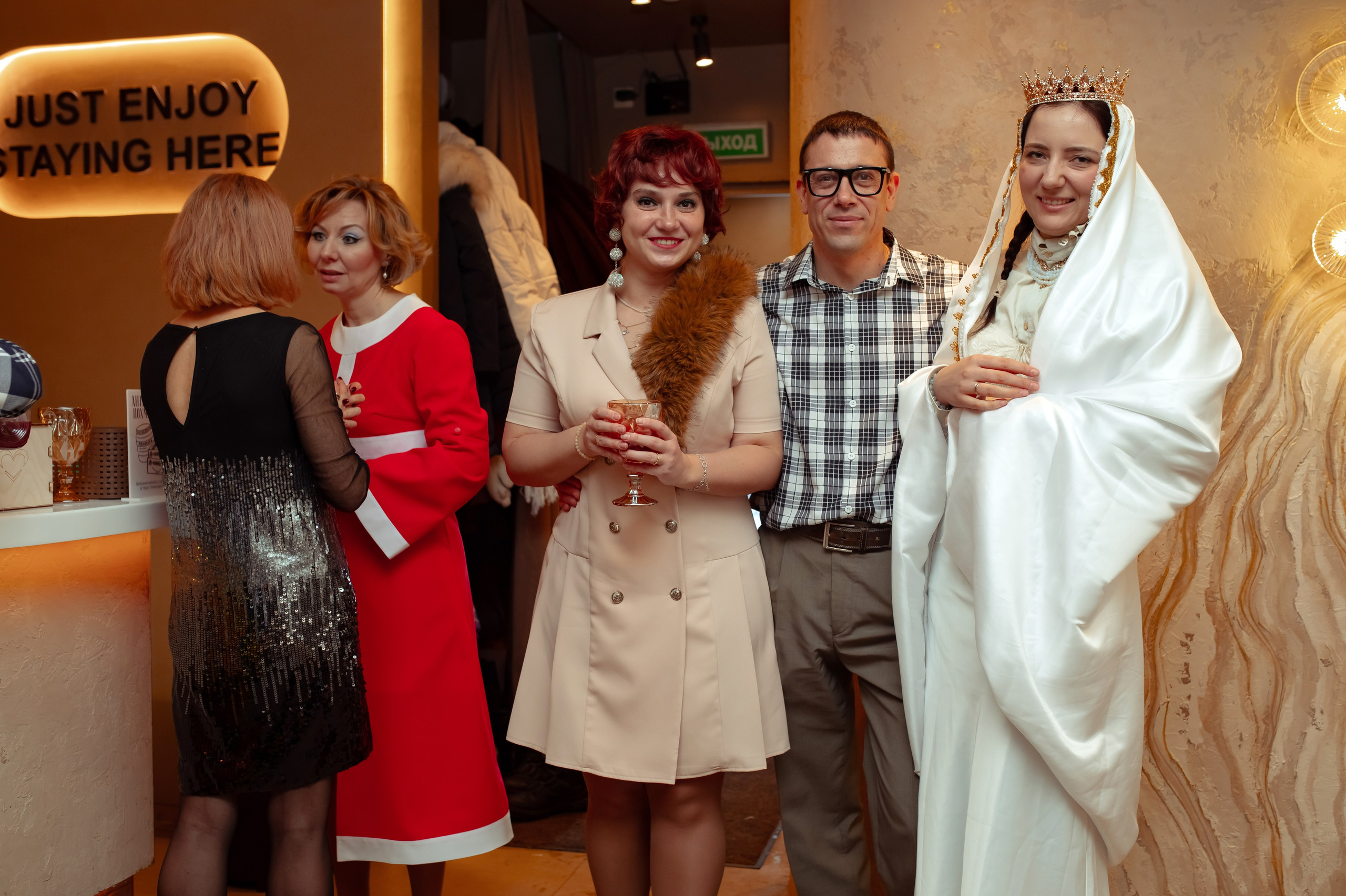 Юбилей Анны в стиле Гайдая. Семейный и детский фотограф в Москве Дорогова Екатерина