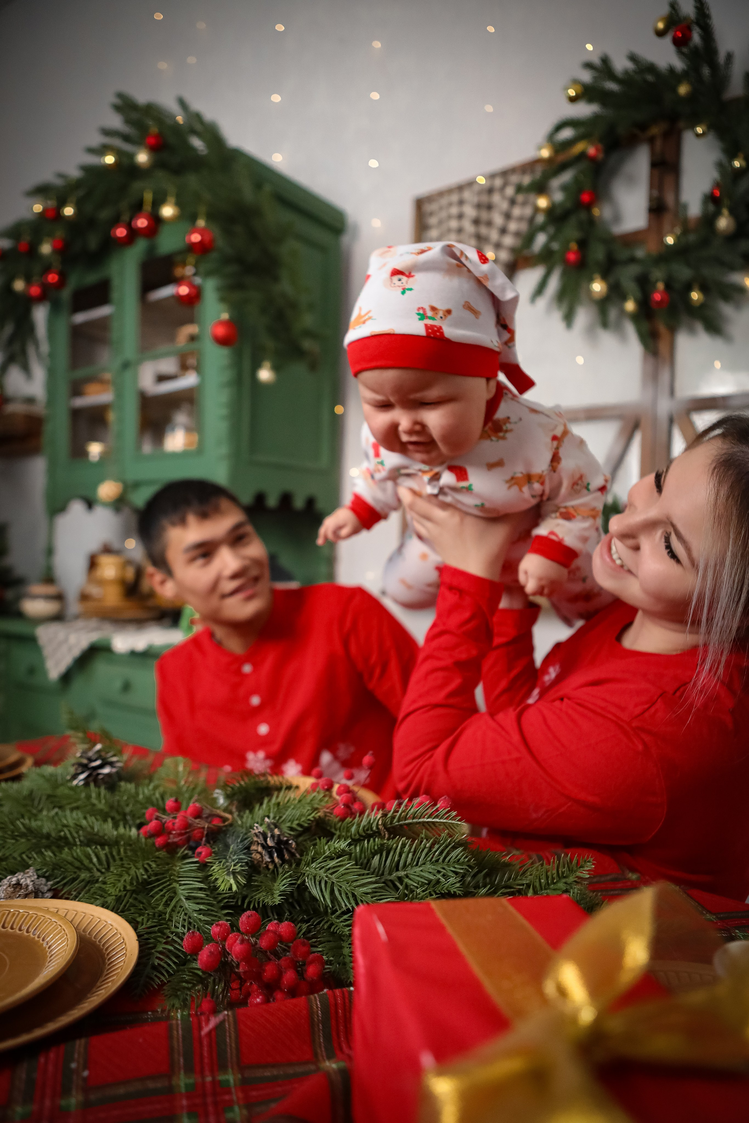 НОВОГОДНИЕ ФОТОСЕССИИ 2025-2026. Фотограф г. Хабаровск. Семейные и индивидуальные съёмки