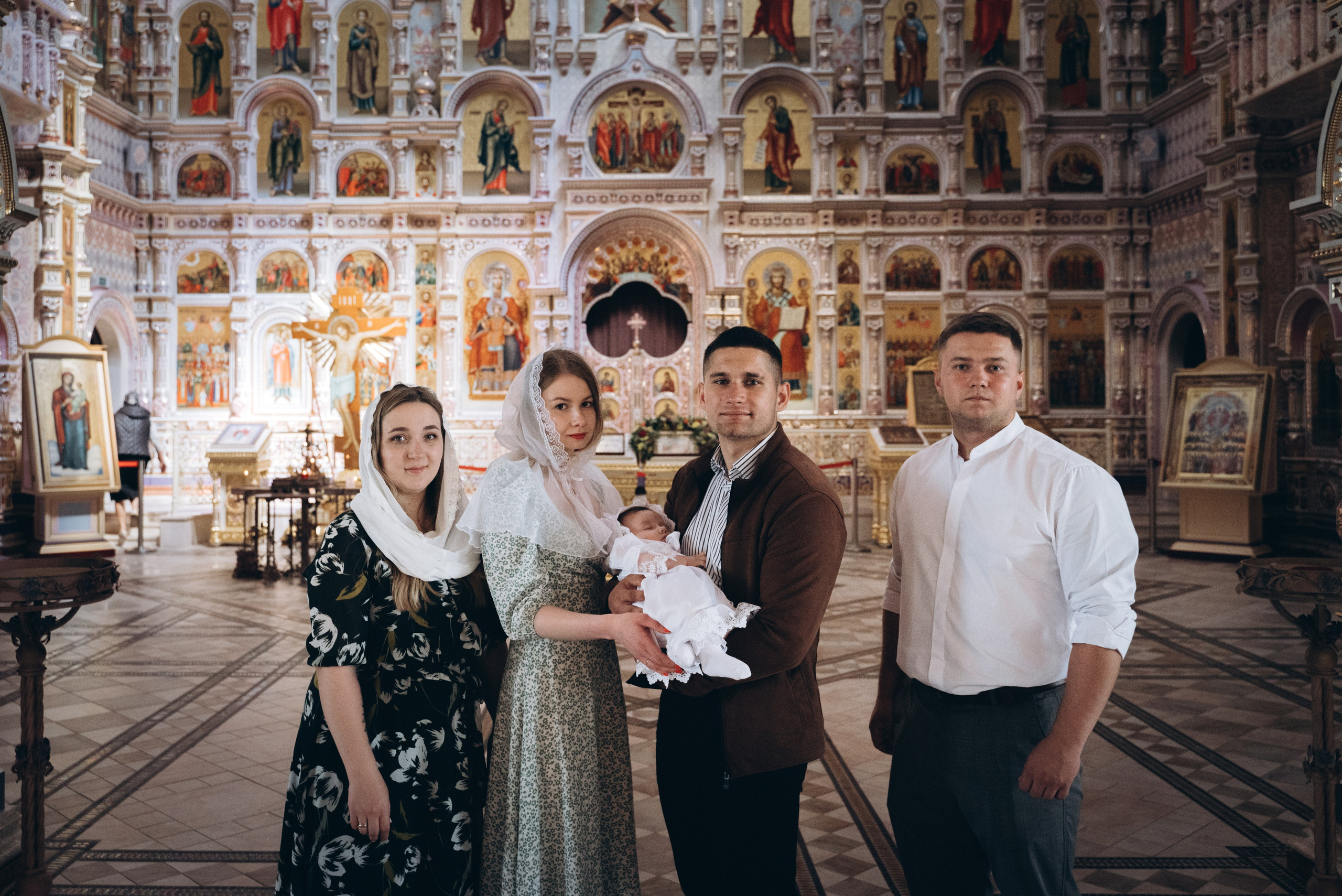 Крещение Варюши (Храм Святой Живоначальной Троицы). Семейный фотограф в Минске Дарья Дреко