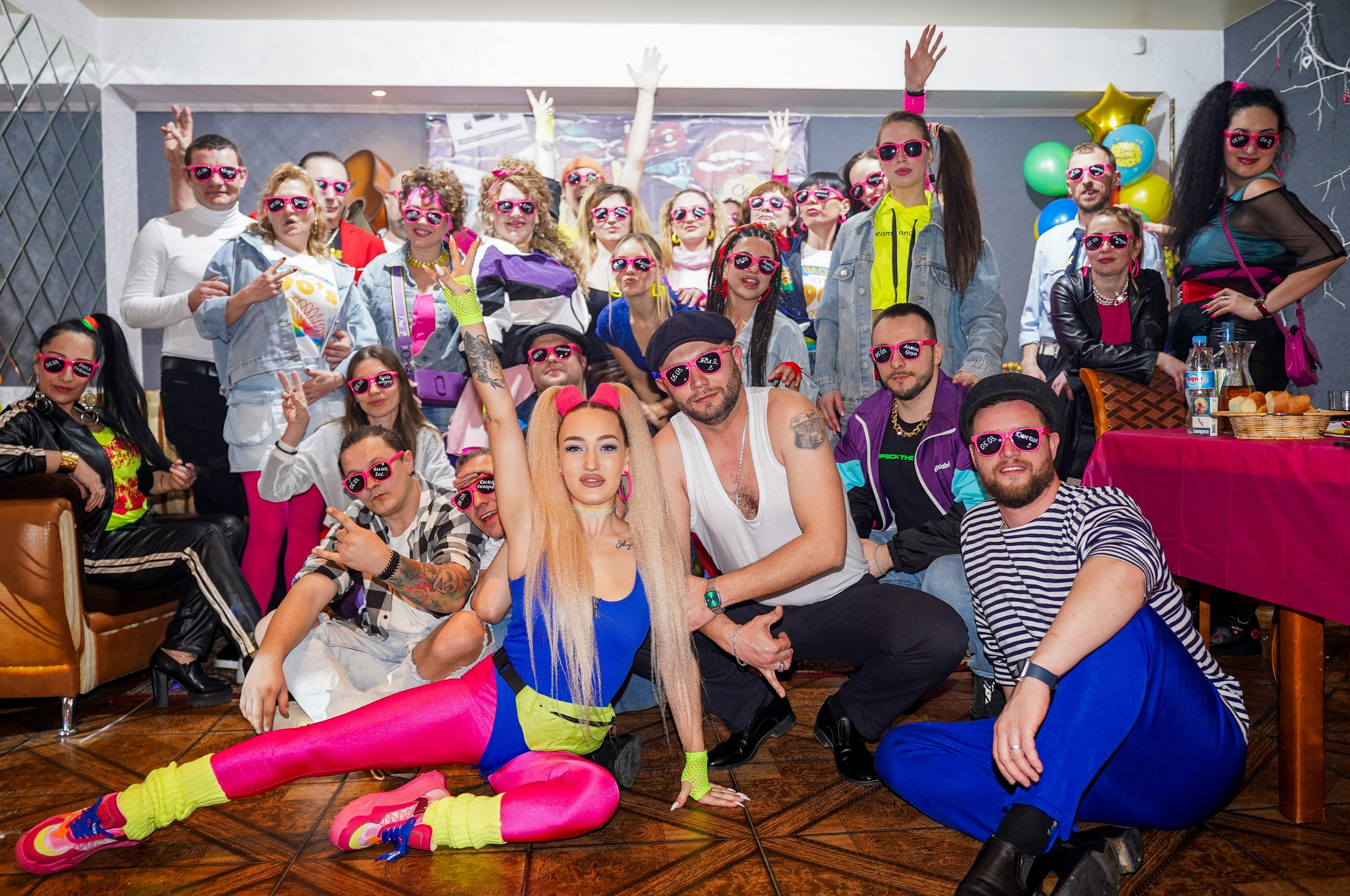 День Рождения в стиле 90-х. Фотограф Новороссийск | Геленджик и ЮФО Эльвина Ясинская