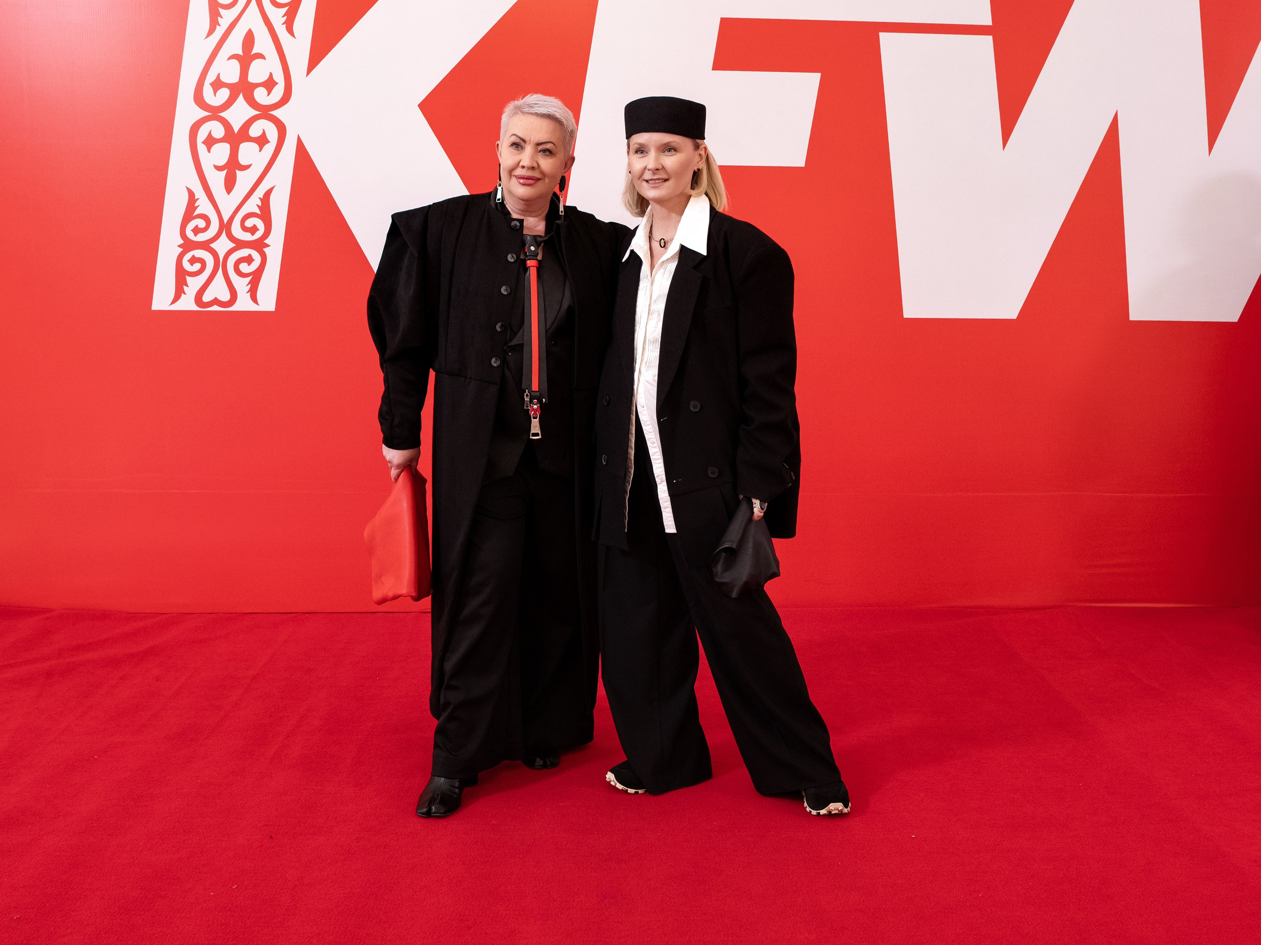 Backstage Day 3. Сайт Алматинского НЮ АРТ, будуар и фэшн фотографа Дениса Карпенко