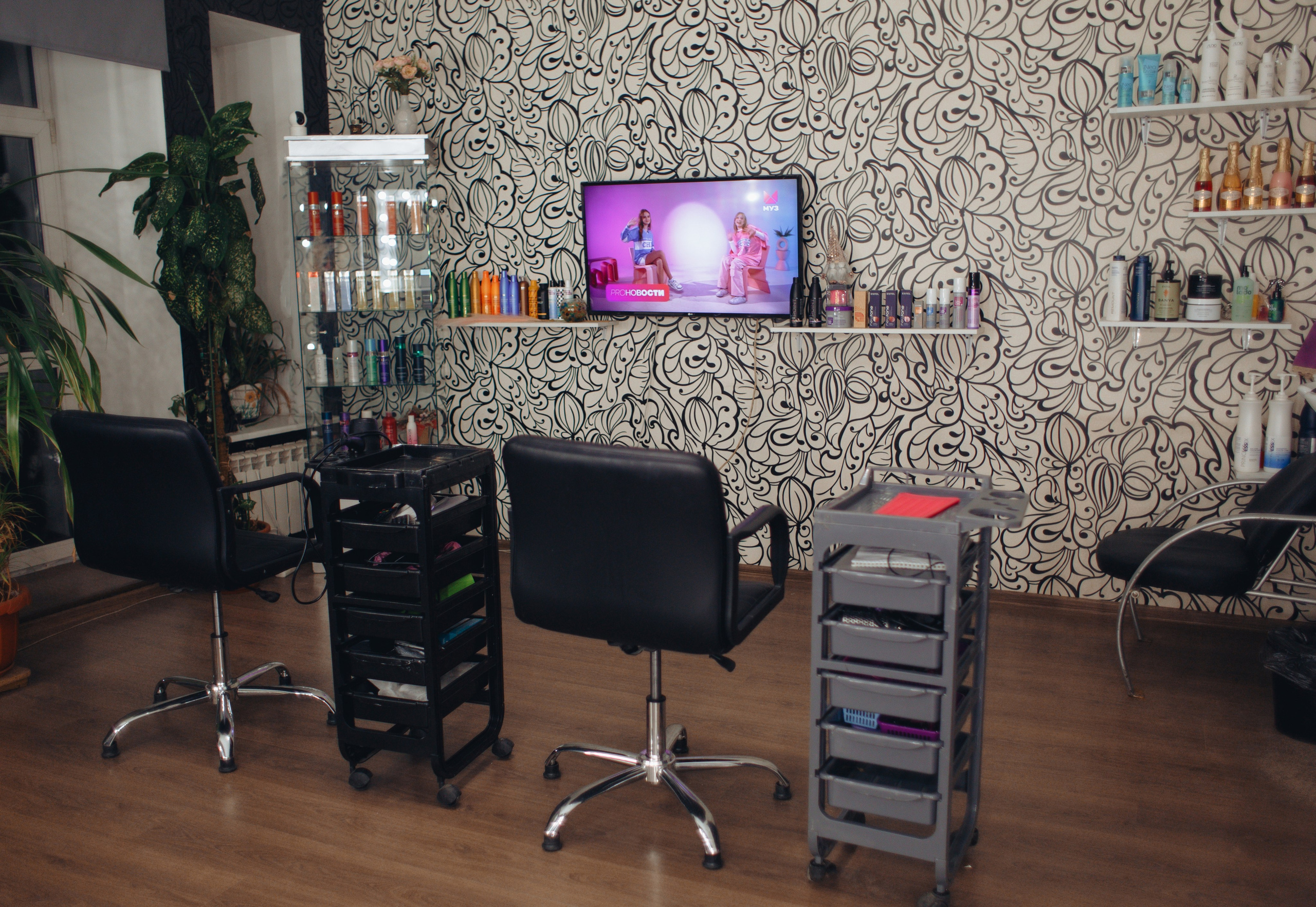 Интерьер салона. Главная