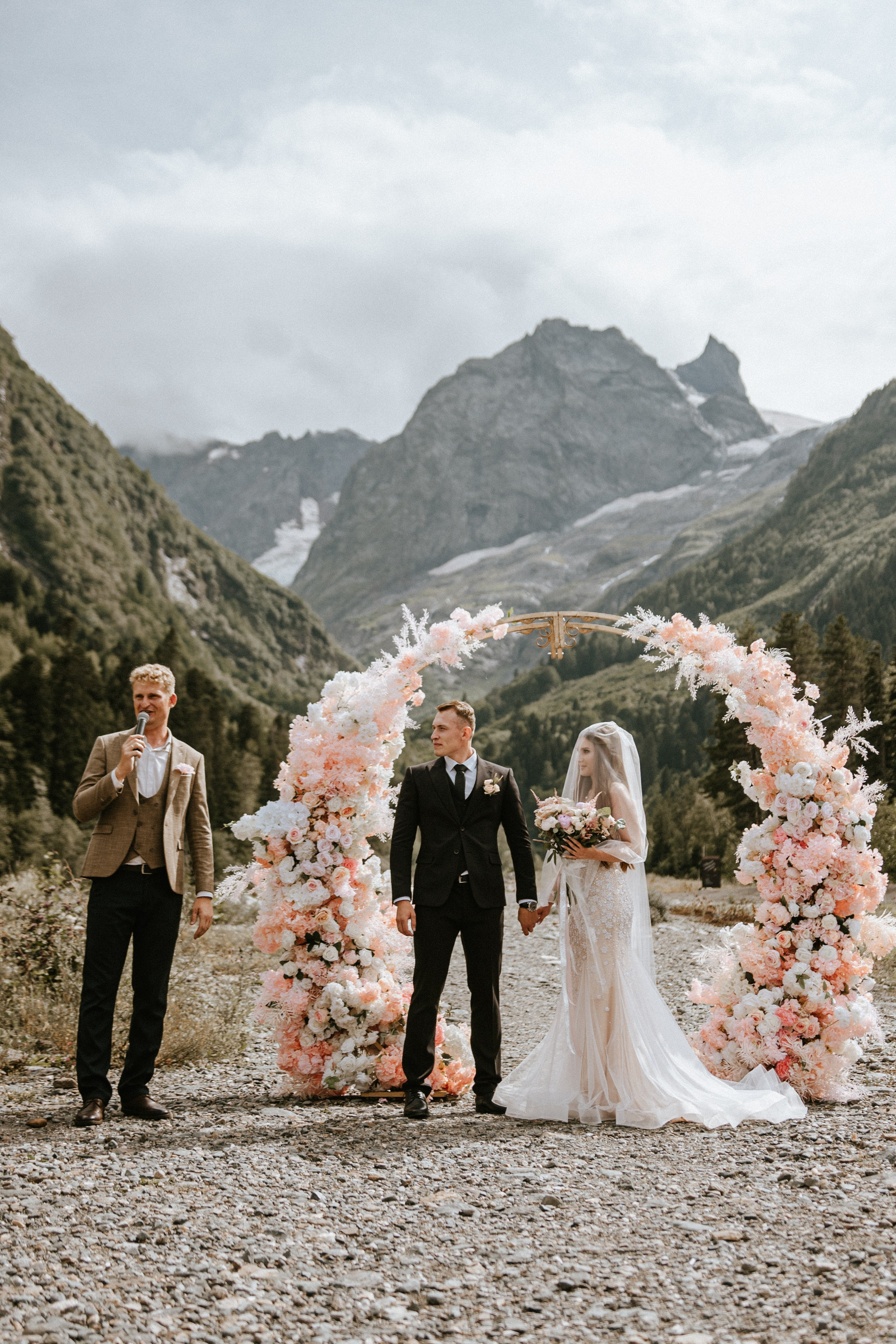 ANDREY & ELIZAVETA | DOMBAY. Фотограф Настя Конник | Пятигорск | Эльбрус | Домбай | Архыз