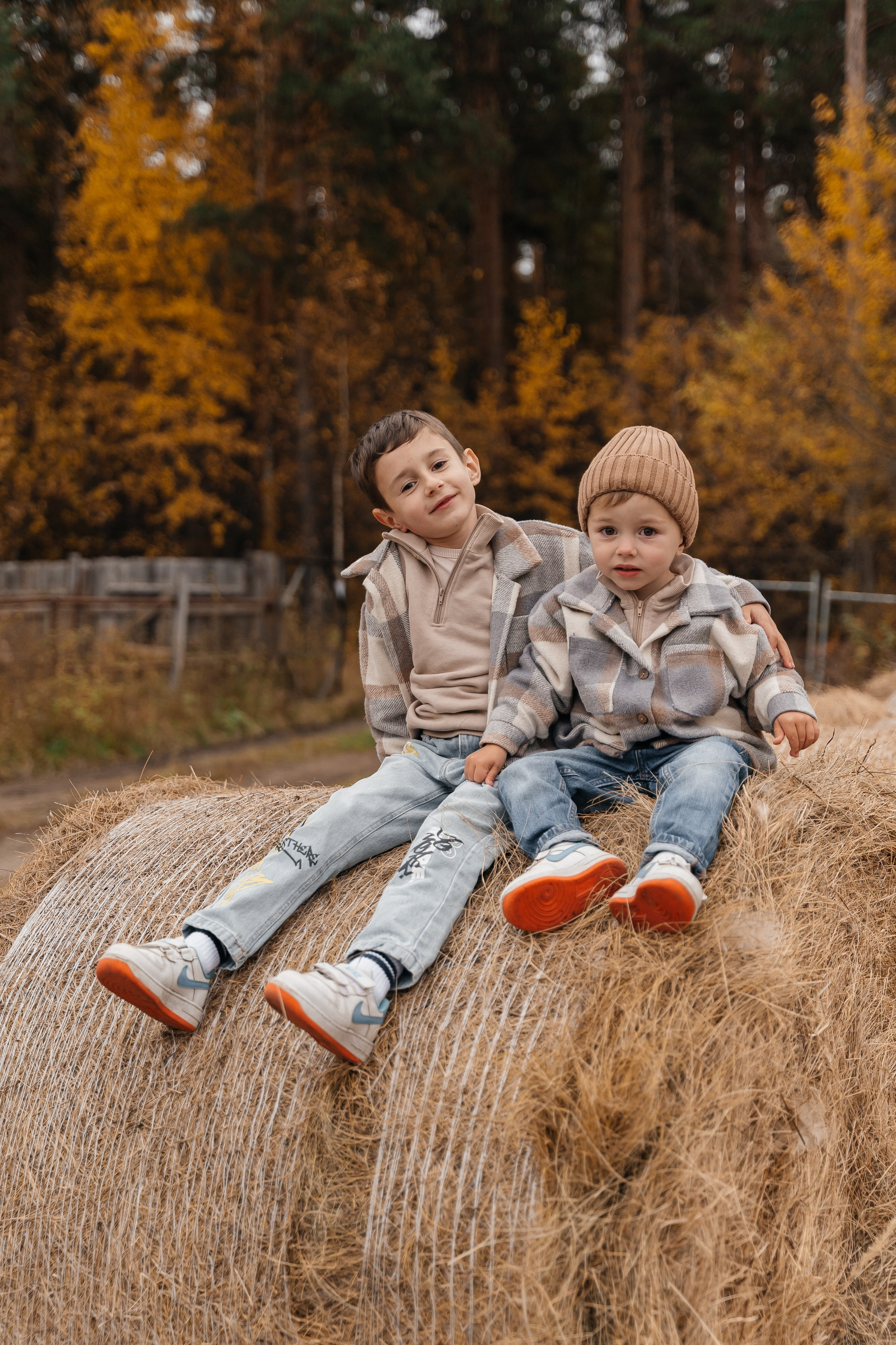 Никита, Аня, Лёва и Миша. Волик Мария