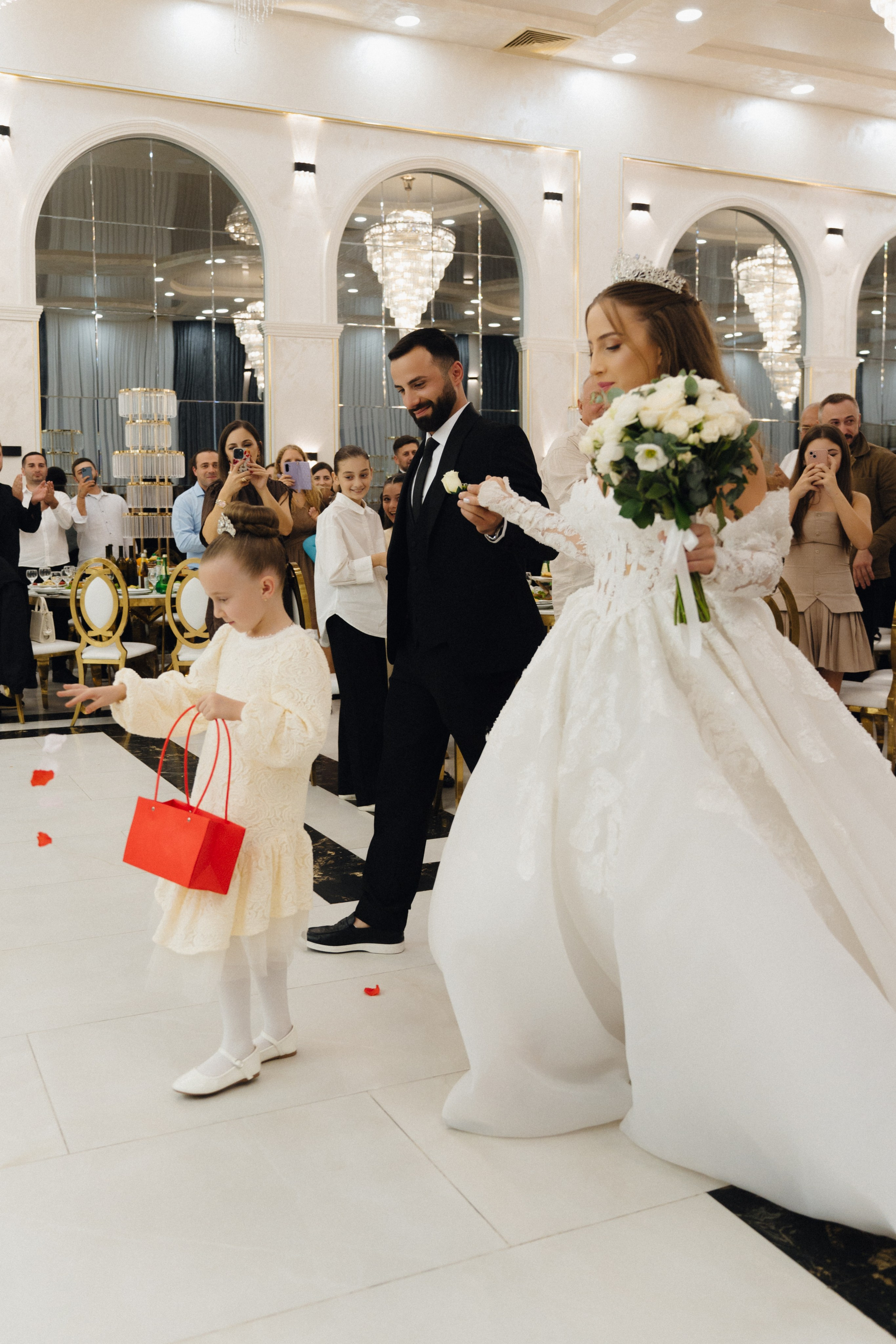 Свадебный фотограф Самара, Свадебный фотограф, Цена свадебный фотограф, Свадебный фотограф в Батуми, Свадебный фотограф Тбилиси. Фотограф в Самара Роман Квес