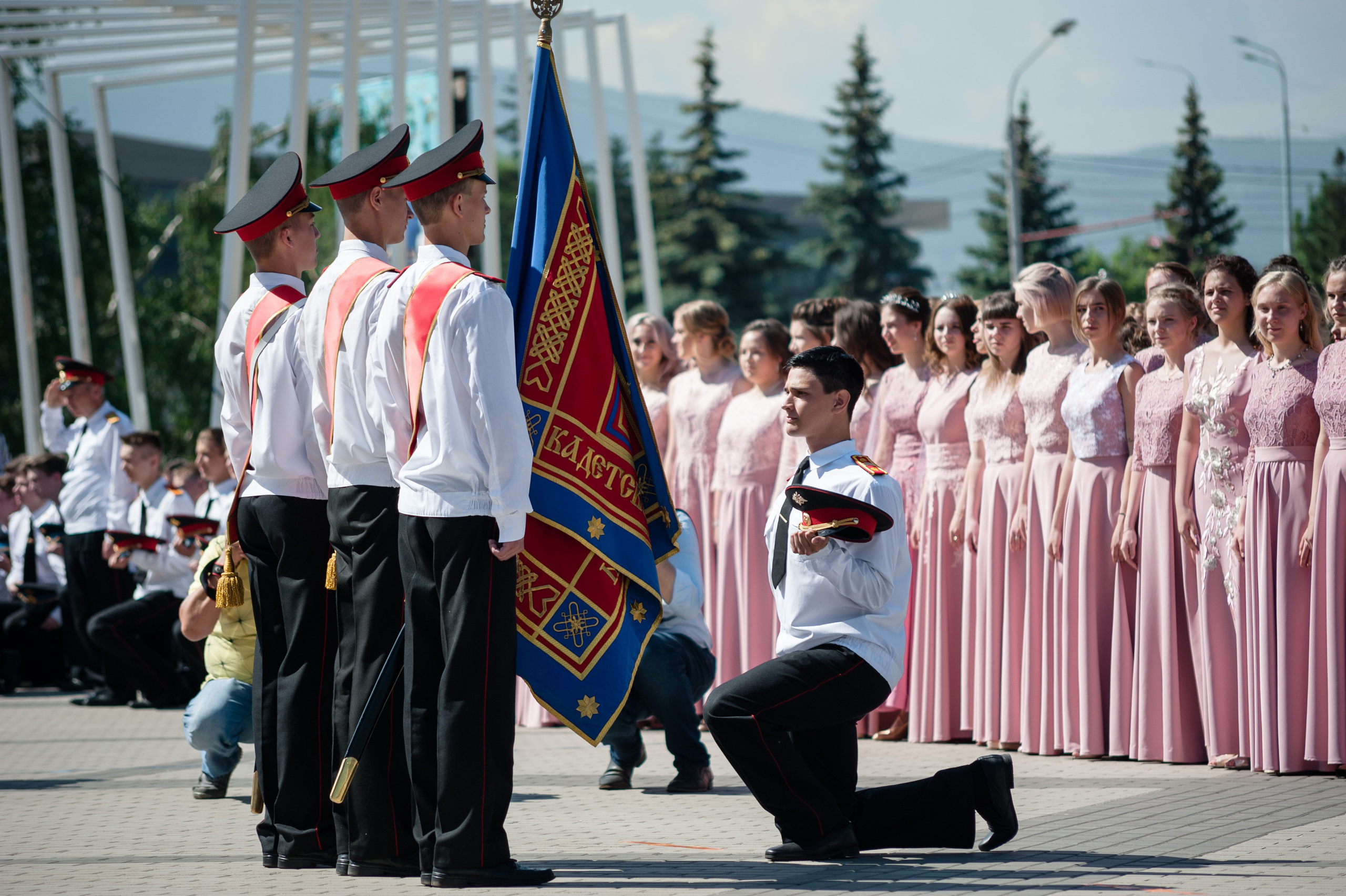 ВЗРОСЛЫЙ РЕПОРТАЖ. Приветствую! Меня зовут Александра, я занимаюсь репортажной и предметной съемкой в Красноярске