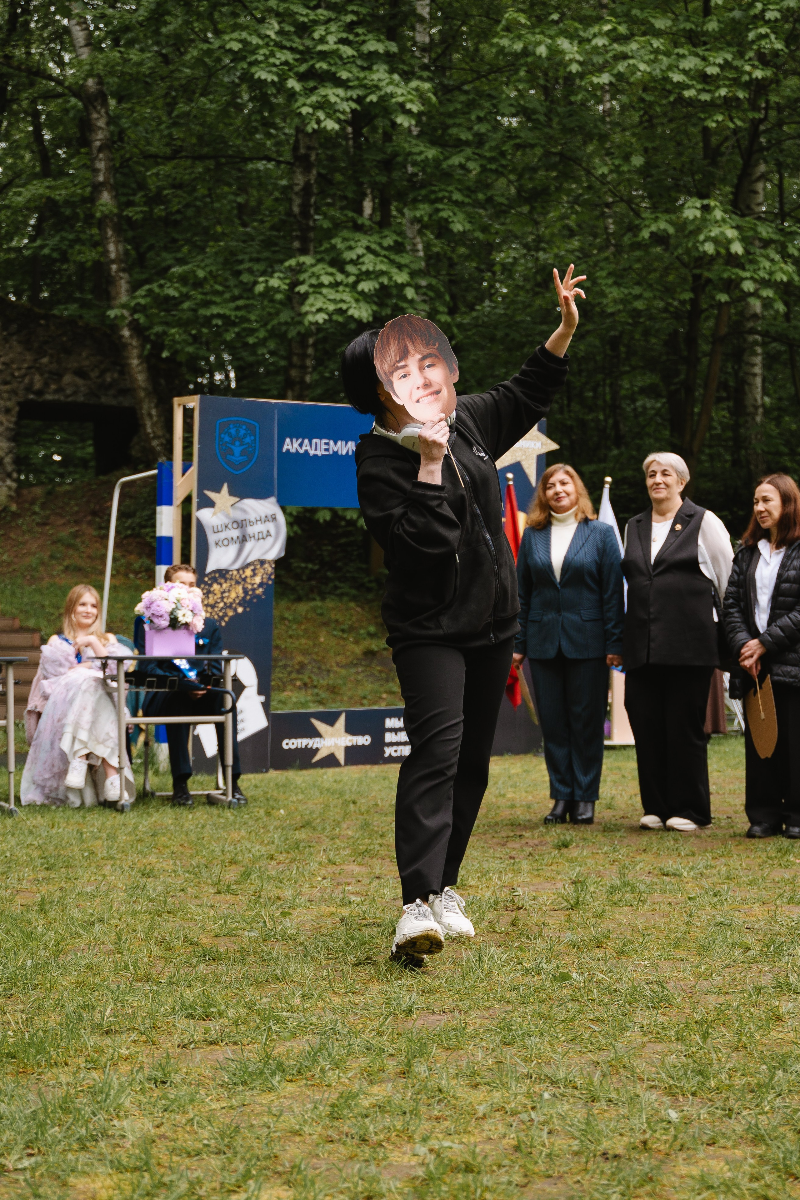 Академическая гимназия 11 класс|последний звонок. Фотограф — Ася Орехова