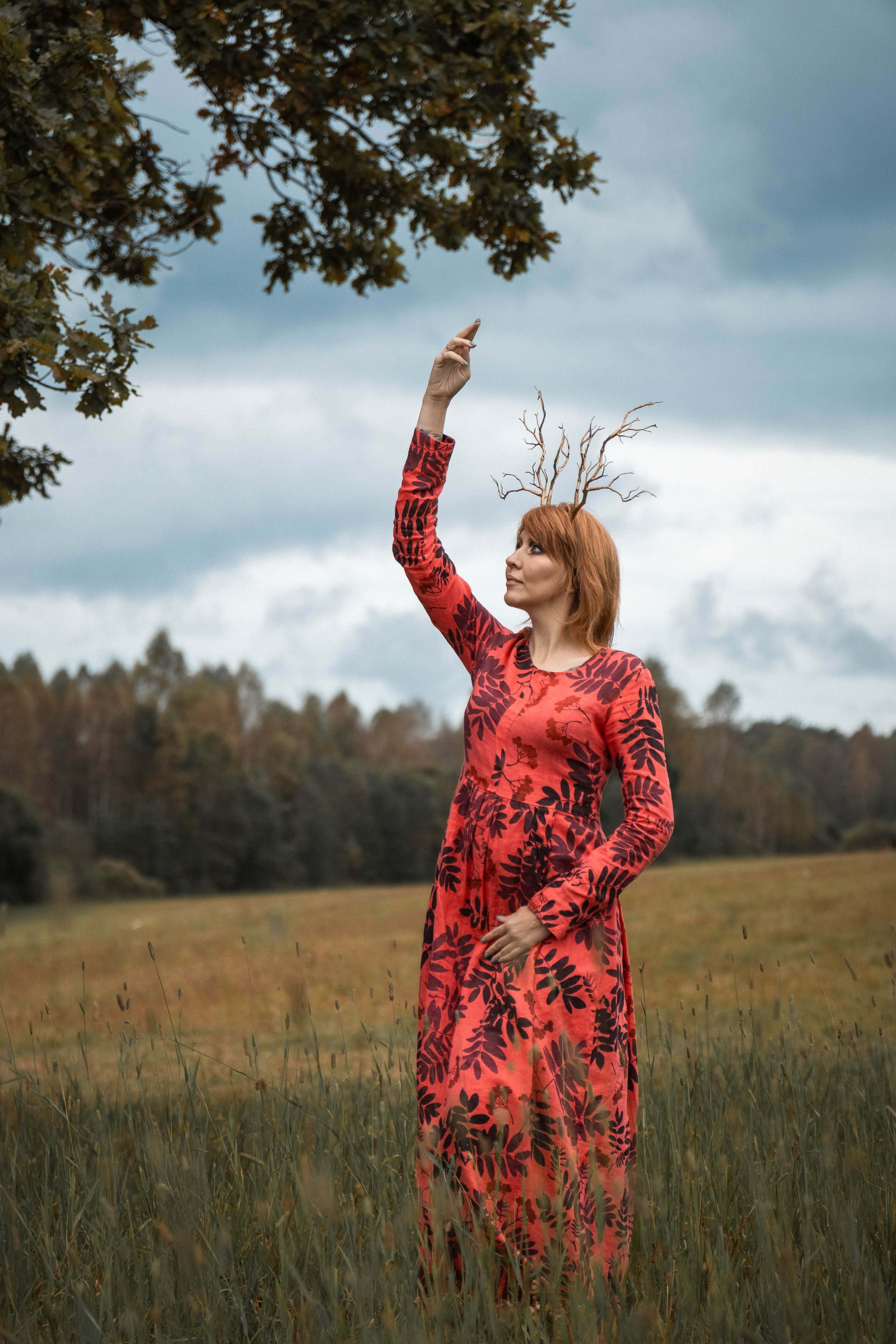 В ожидании чуда, так хочется сказки! (Полина 38 лет) И я, твой женский фотограф помогу в этом. Фотографирую женщин 40+ Ольга Лазаренко Смоленск