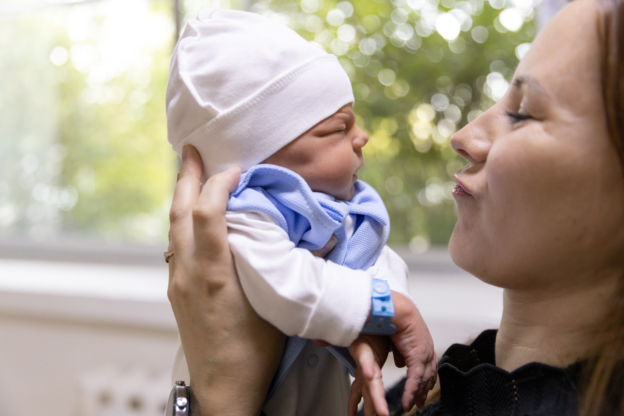 Выписка из роддома. Ирина Соломатина фотограф Чита