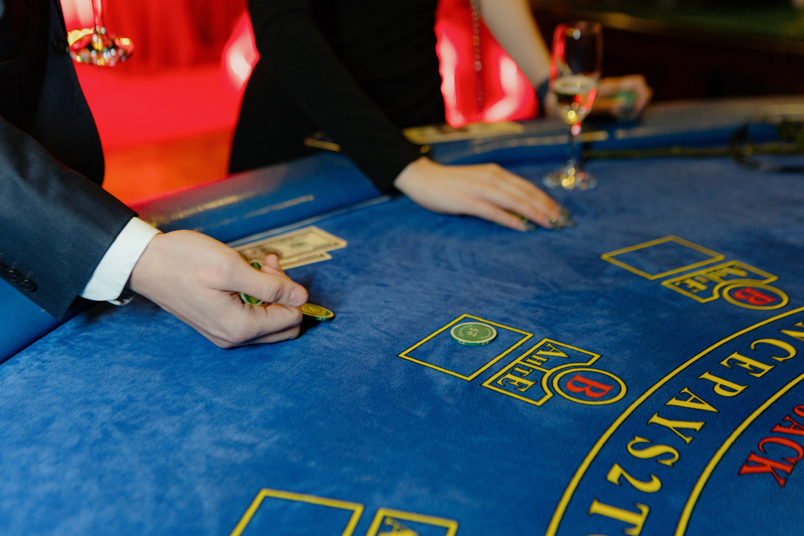 Имплант 52 корпоратив. LEVORIGINAL