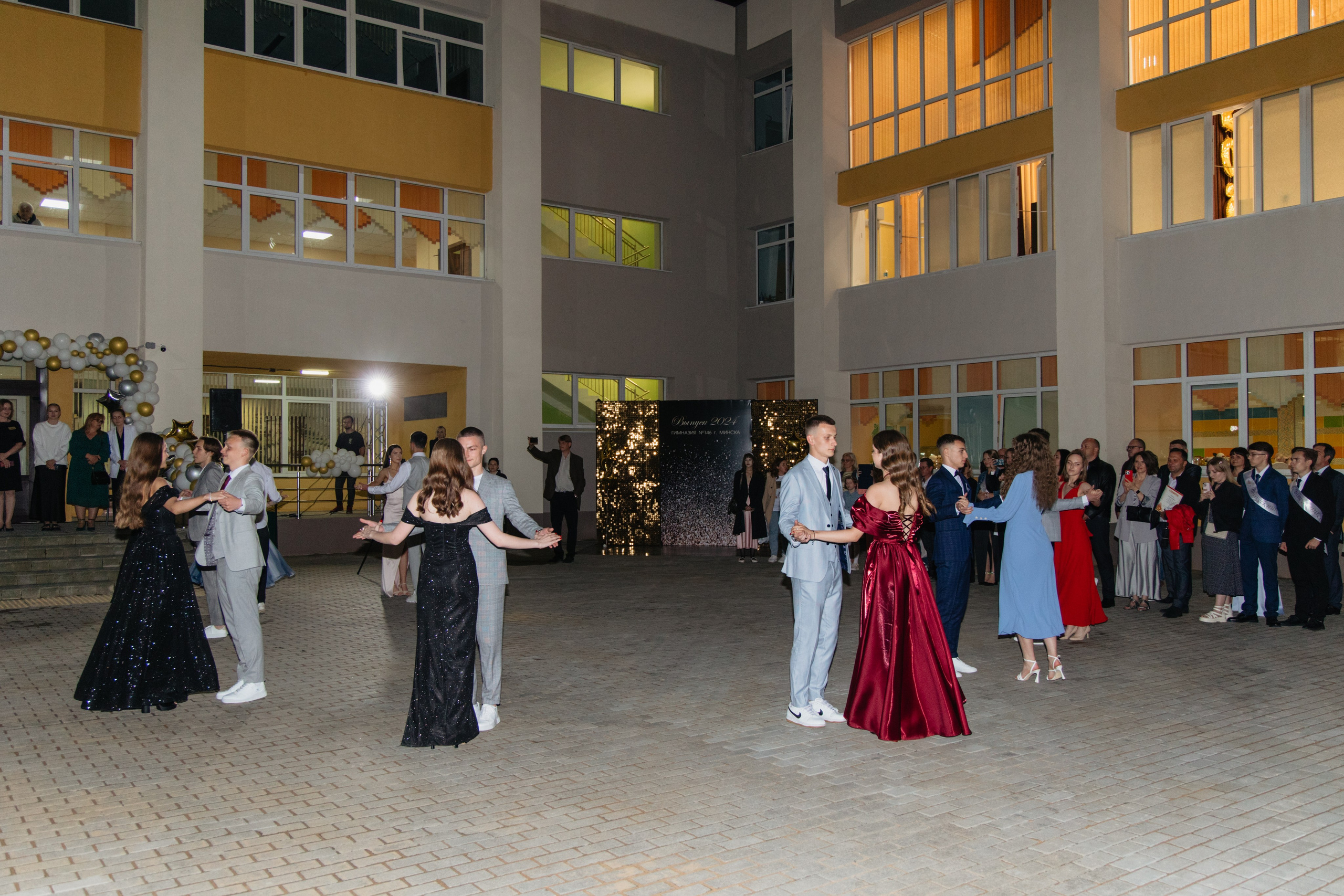 Выпускной Гимназия № 146. Свадебный фотограф в Минске Владислав Бабич