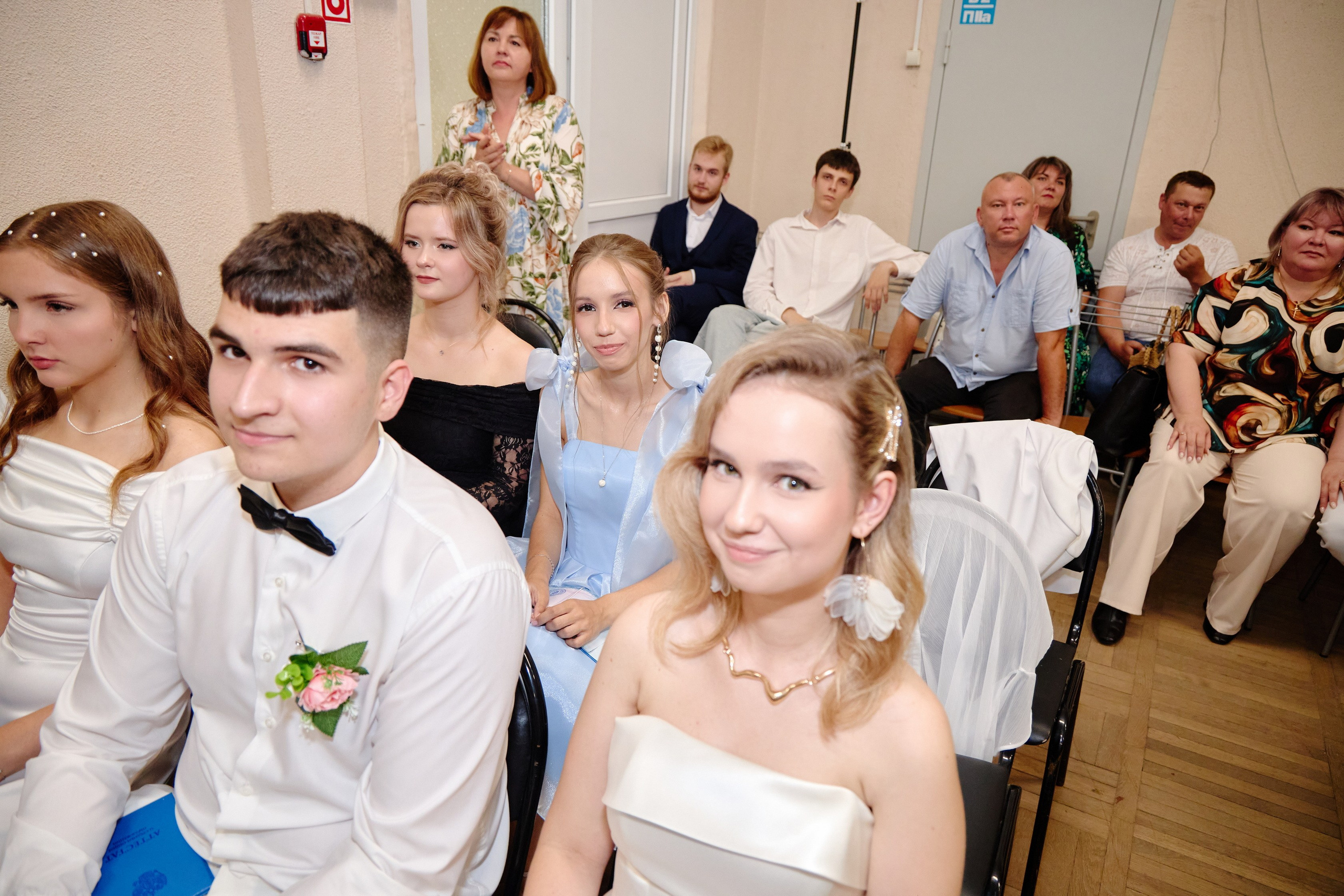 Выпускной 35 Сош. Фотограф Выпускные альбомы Таганрог Сергей Коробченко