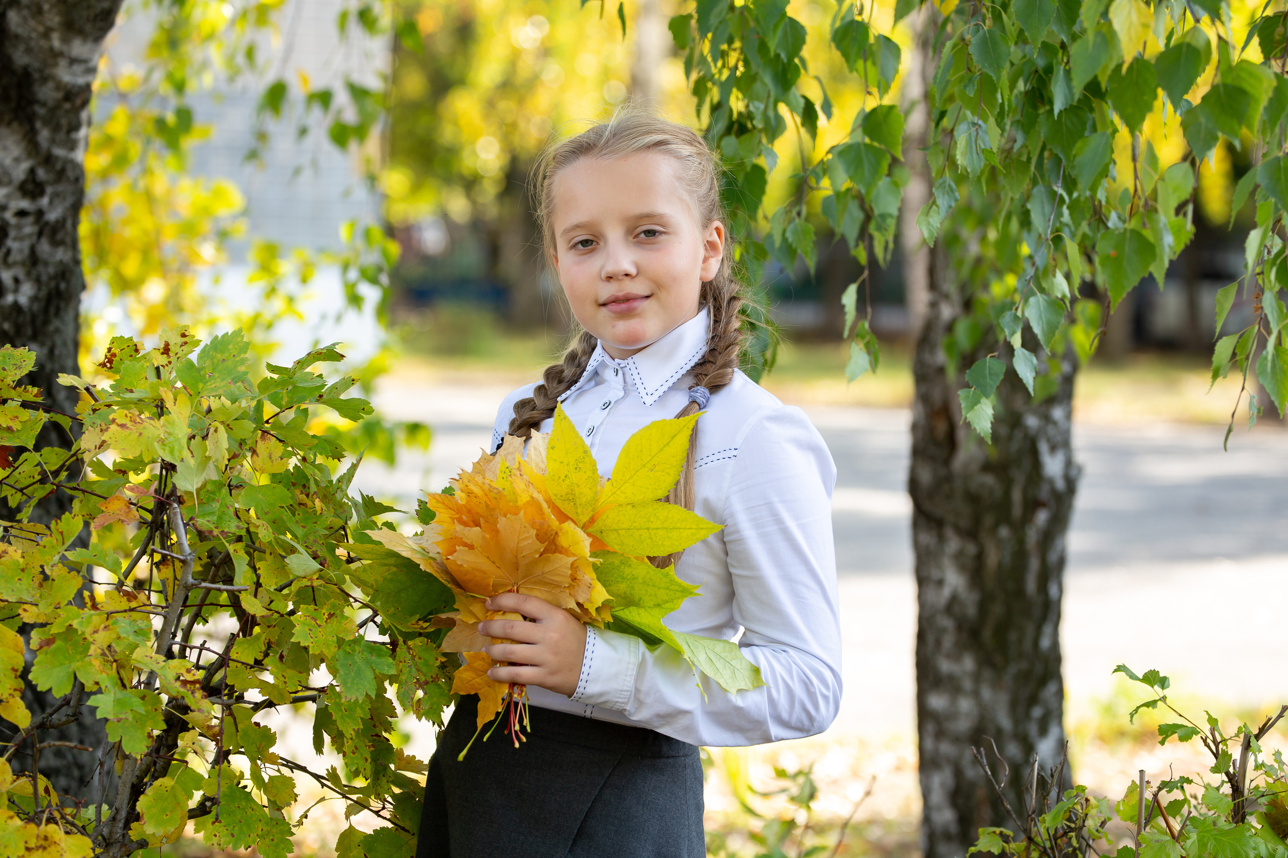 4 классы (КНИГИ)3150-3500р (обложка индивидуальное фото). Фотограф Алёна Финашова