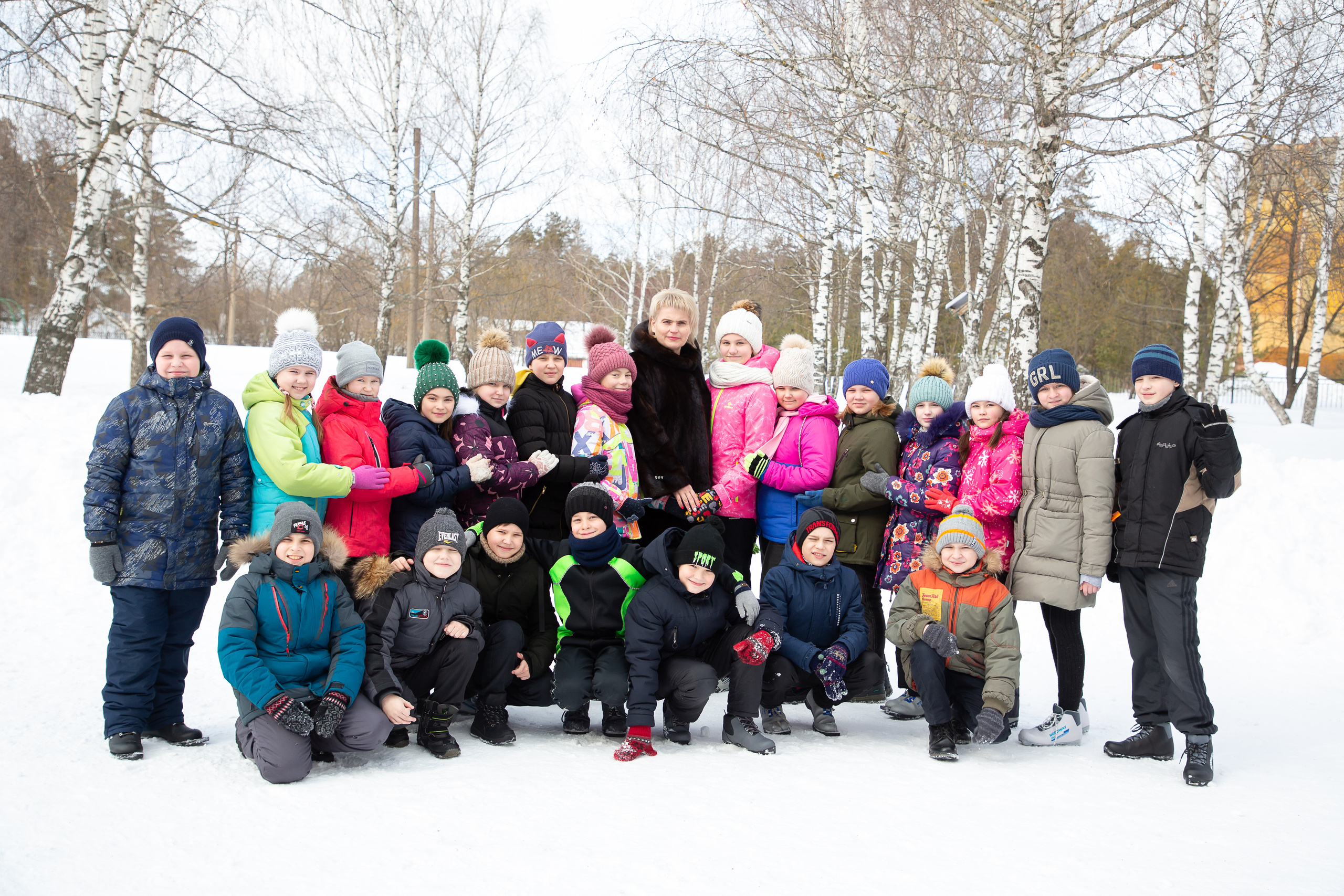 4 классы (КНИГИ)3150-3500р (обложка индивидуальное фото). Фотограф Алёна Финашова