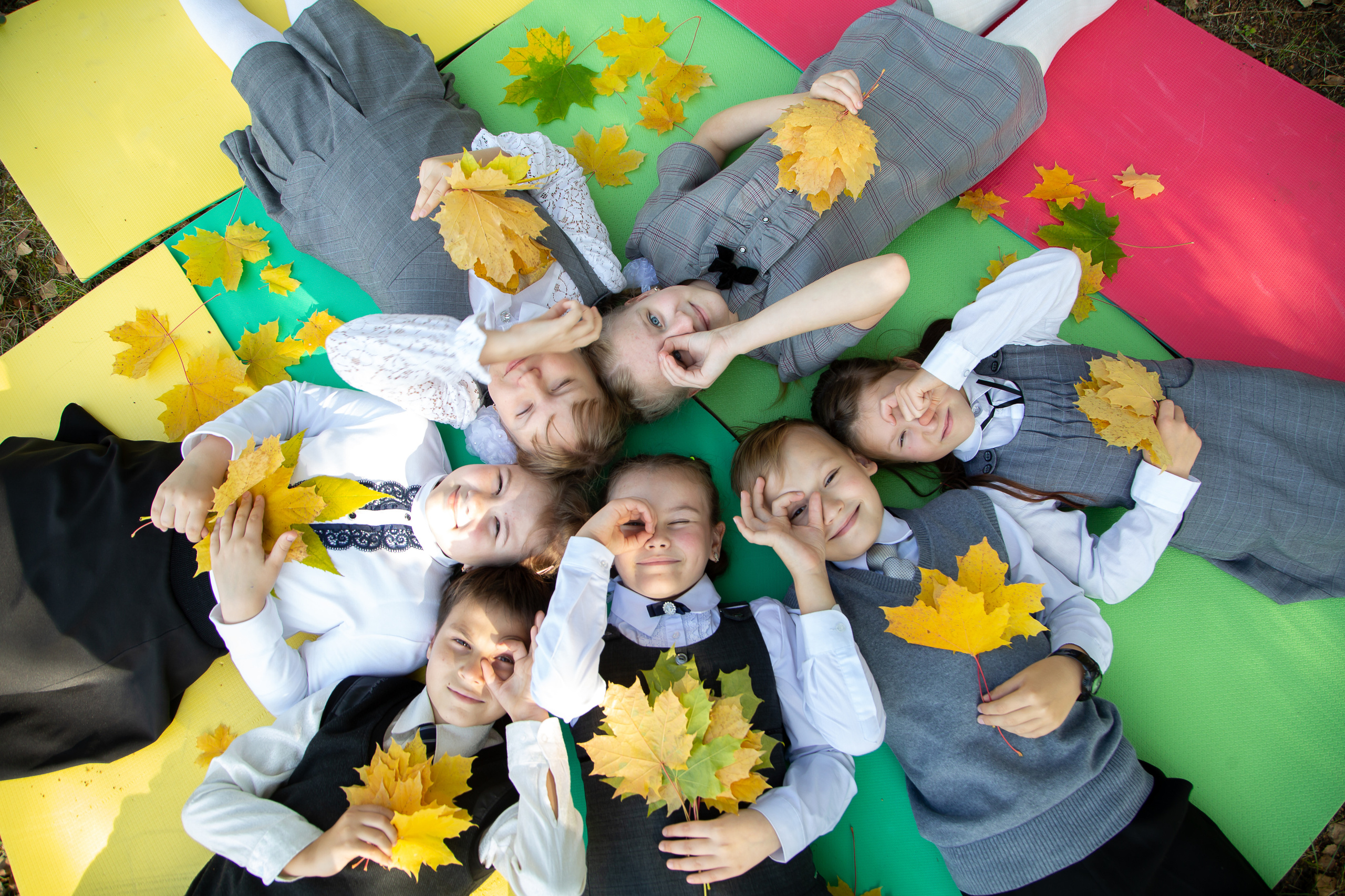 4 классы (КНИГИ)3150-3500р (обложка индивидуальное фото). Фотограф Алёна Финашова