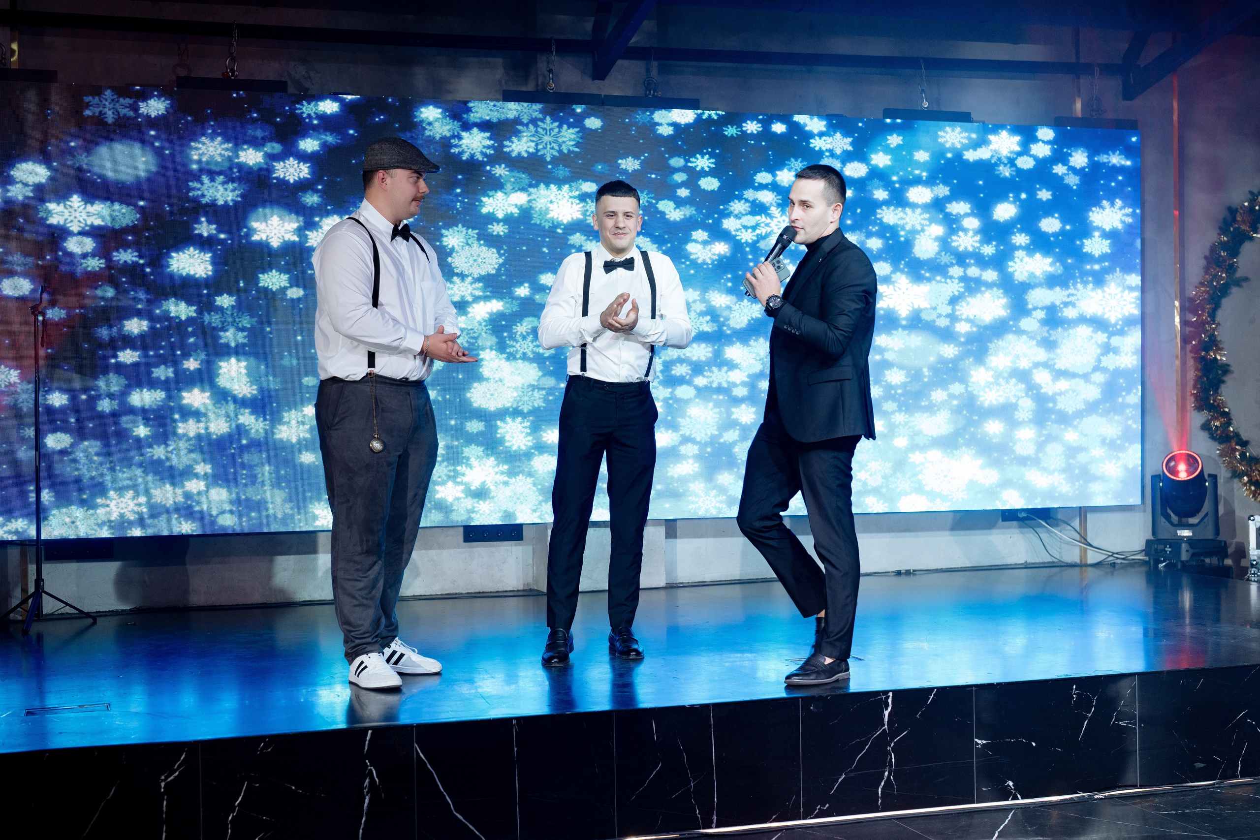 Альбион Тур