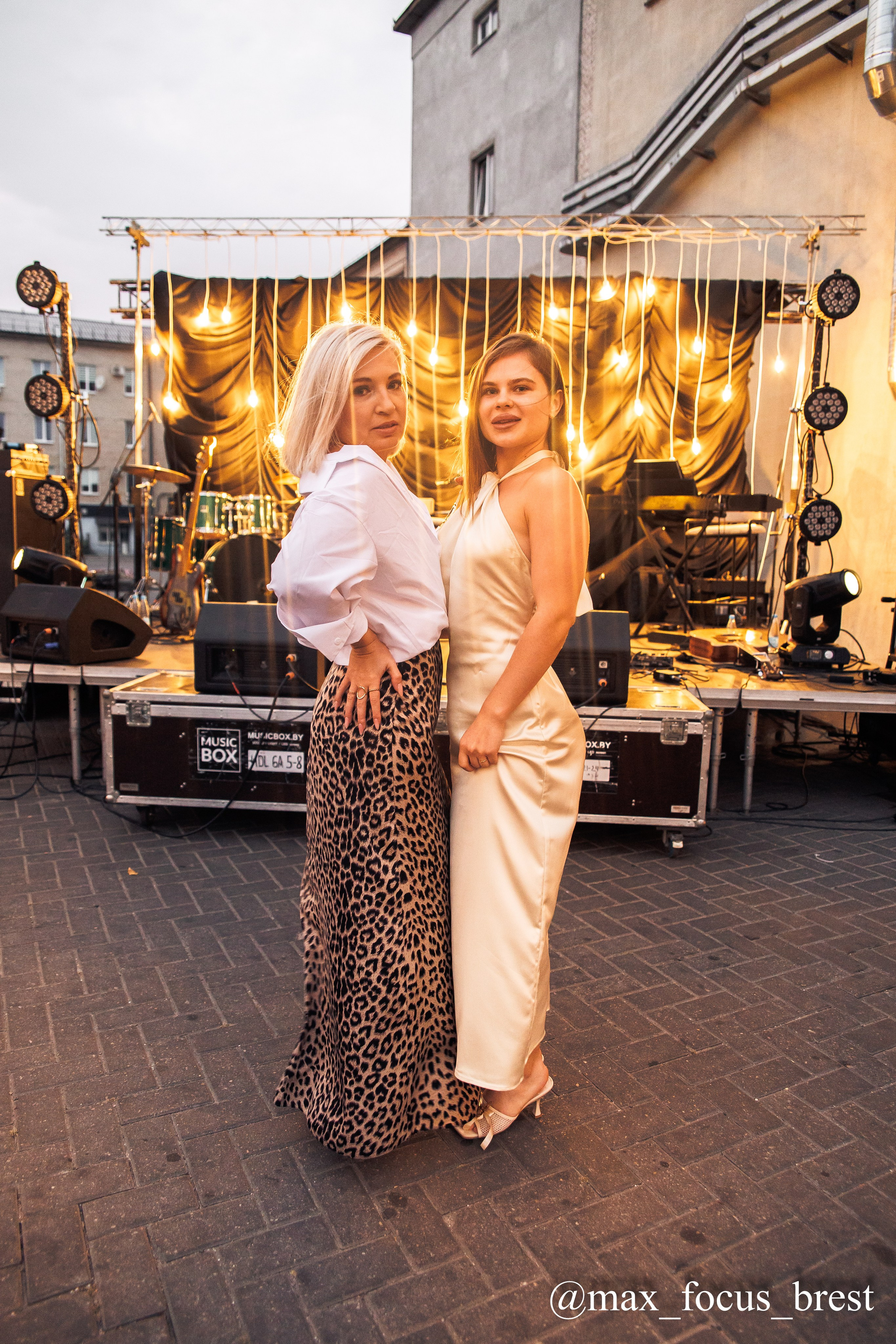 Вечеринки концерты движ. Свадебный, love фотограф