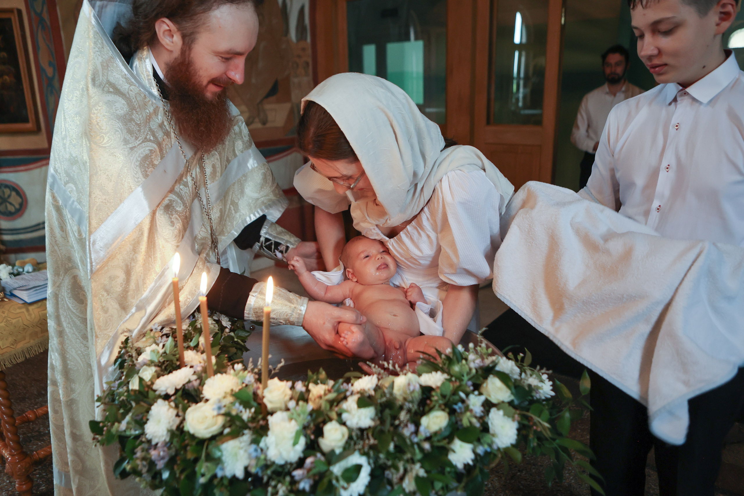 Крещение, Свято-Троицкая Сергиева Лавра. Фотограф новорожденных. Детский и семейный фотограф Марьяна Юдина