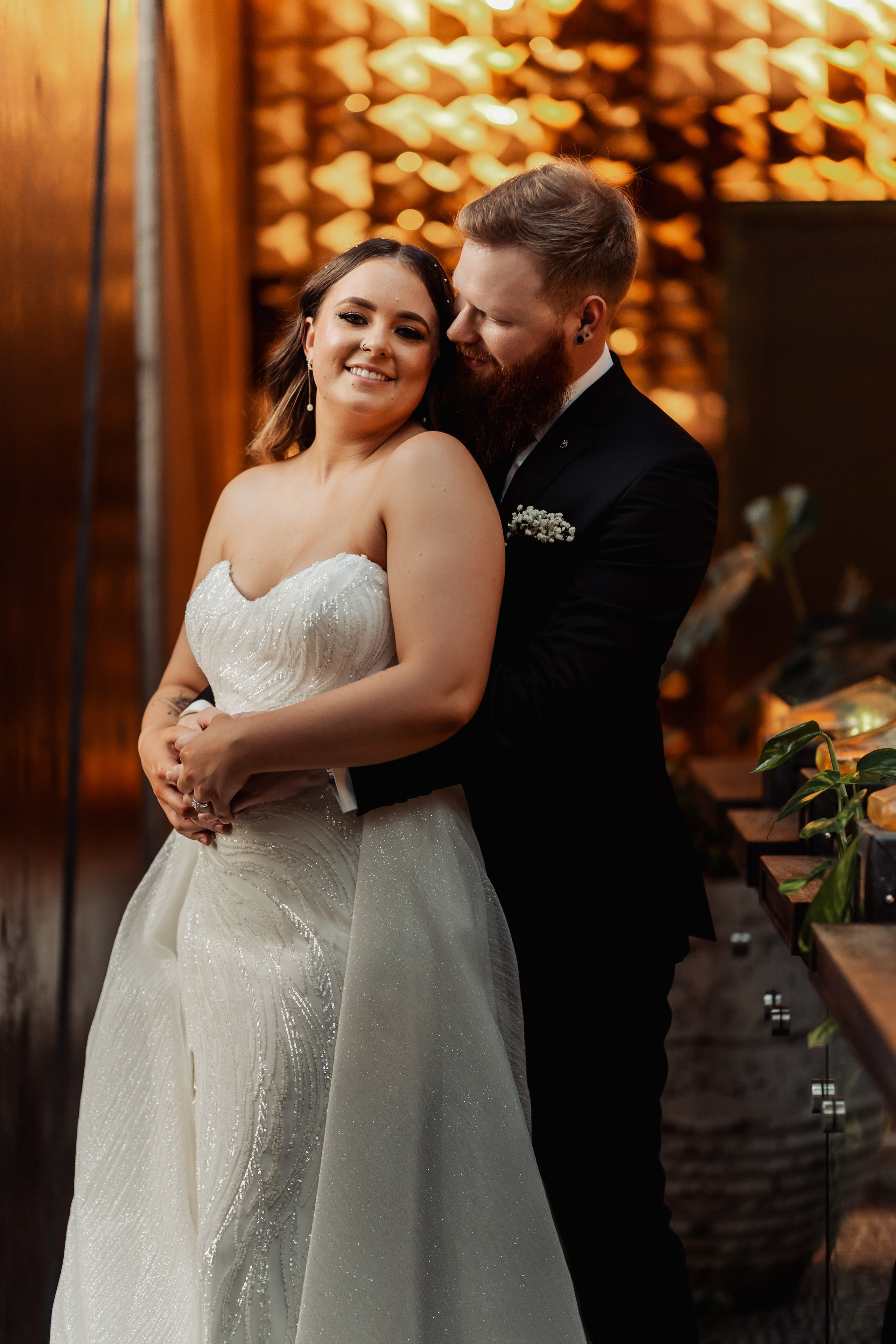 …Sweet embrace. Golden Moments Editing — We do Wedding’s Retouch and Video Editing