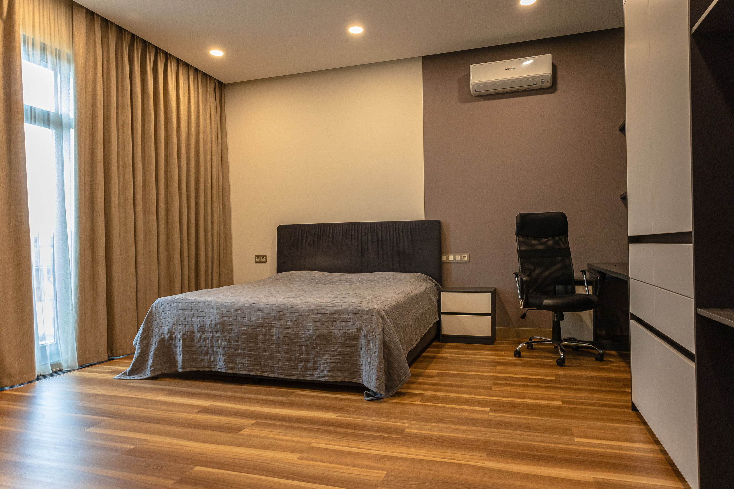 Дом 1. Фотограф Антон Катунин | Симферополь