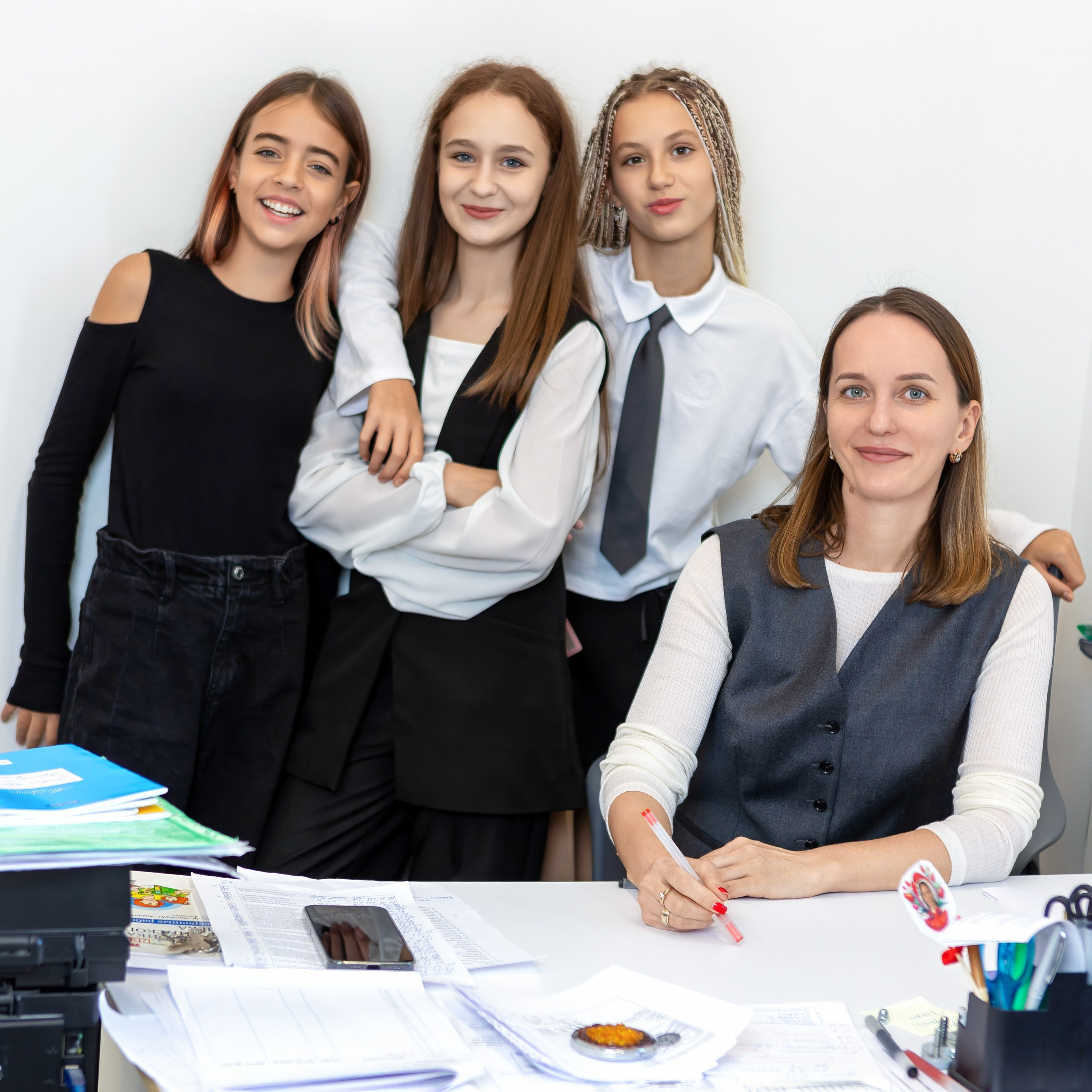 👫 Друзья. Выпускные альбомы для школы и детского сада — школьный фотограф Подольск, Троицк, Щербинка, Москва