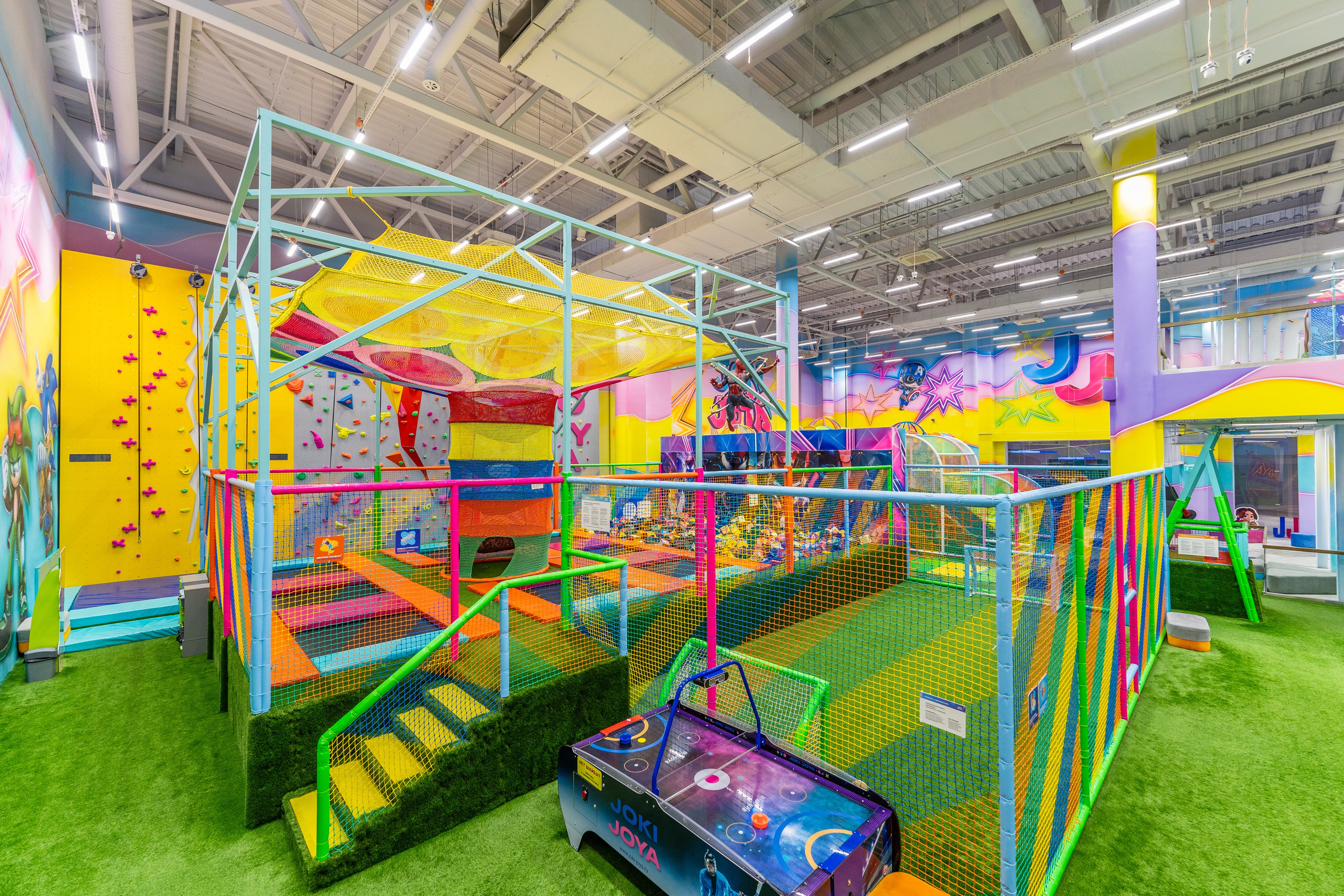 Парк развлечений Joki Joya Лефортово. Интерьерный фотограф Александра Солдатова