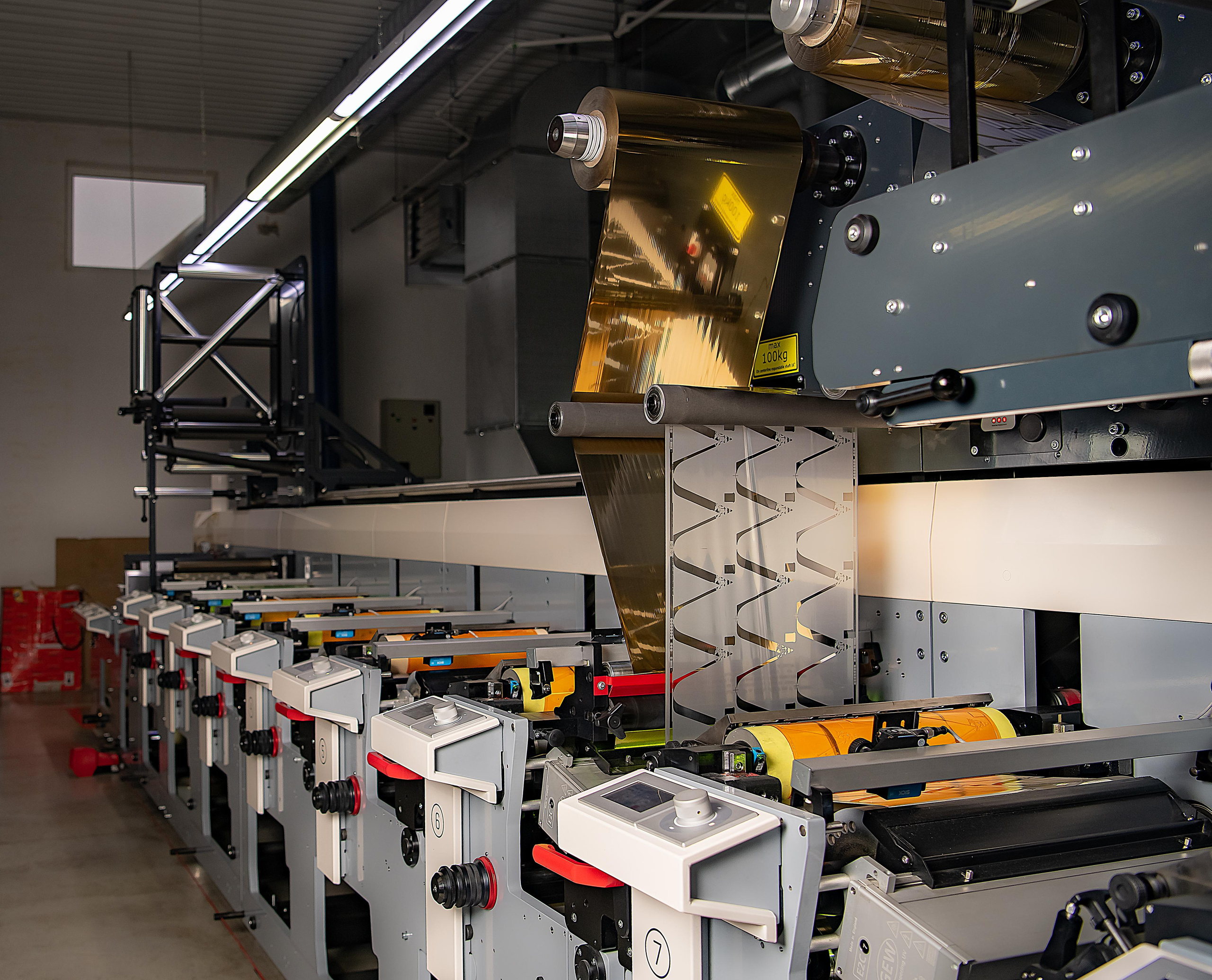 Фотосъёмка для предприятий, фирм, производства, мелкого бизнеса. Семейный и бизнес-фотограф в Феодосии Кракос Юлия