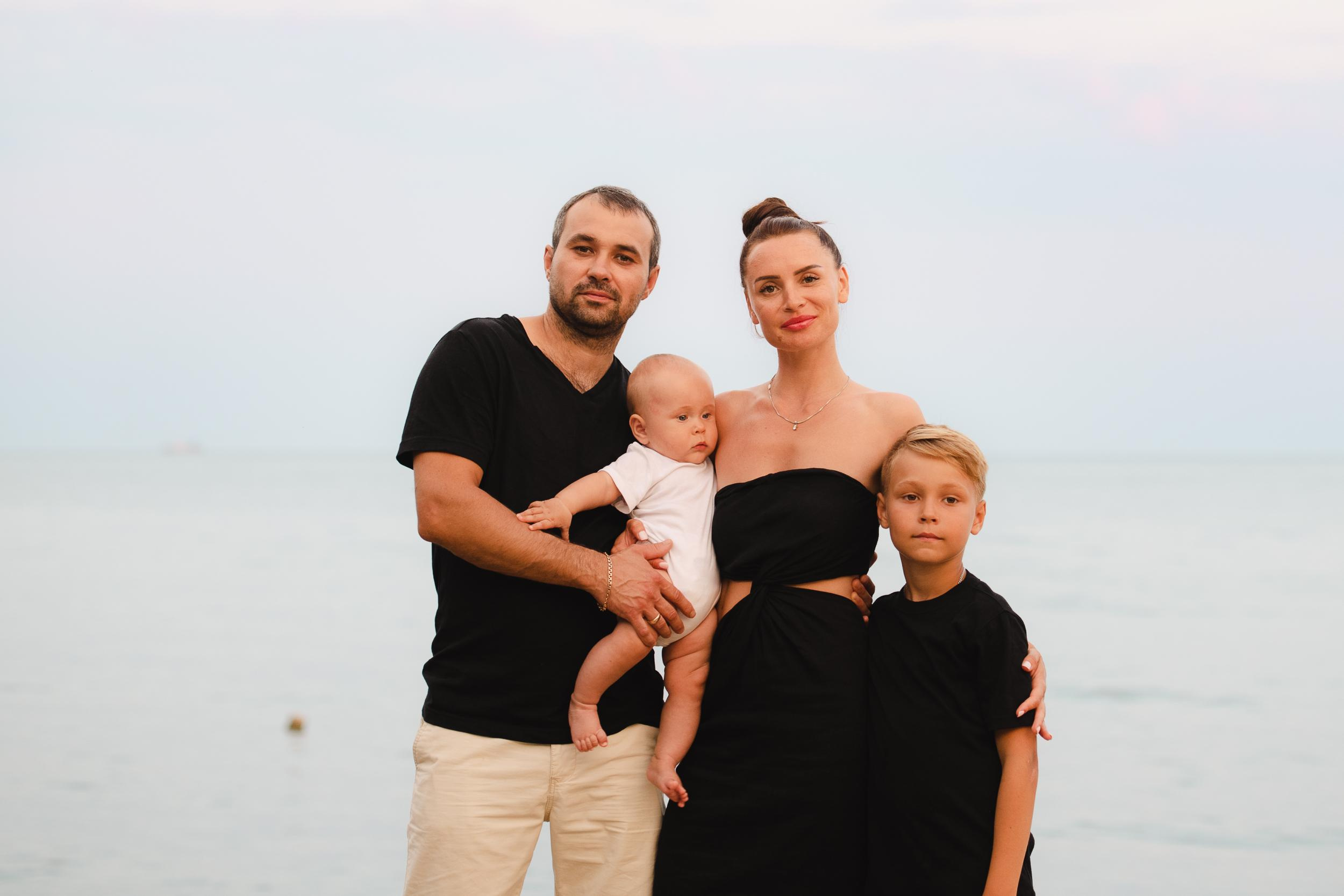 Фотосессия для прекрасной семьи. Семейный и бизнес-фотограф в Феодосии Кракос Юлия