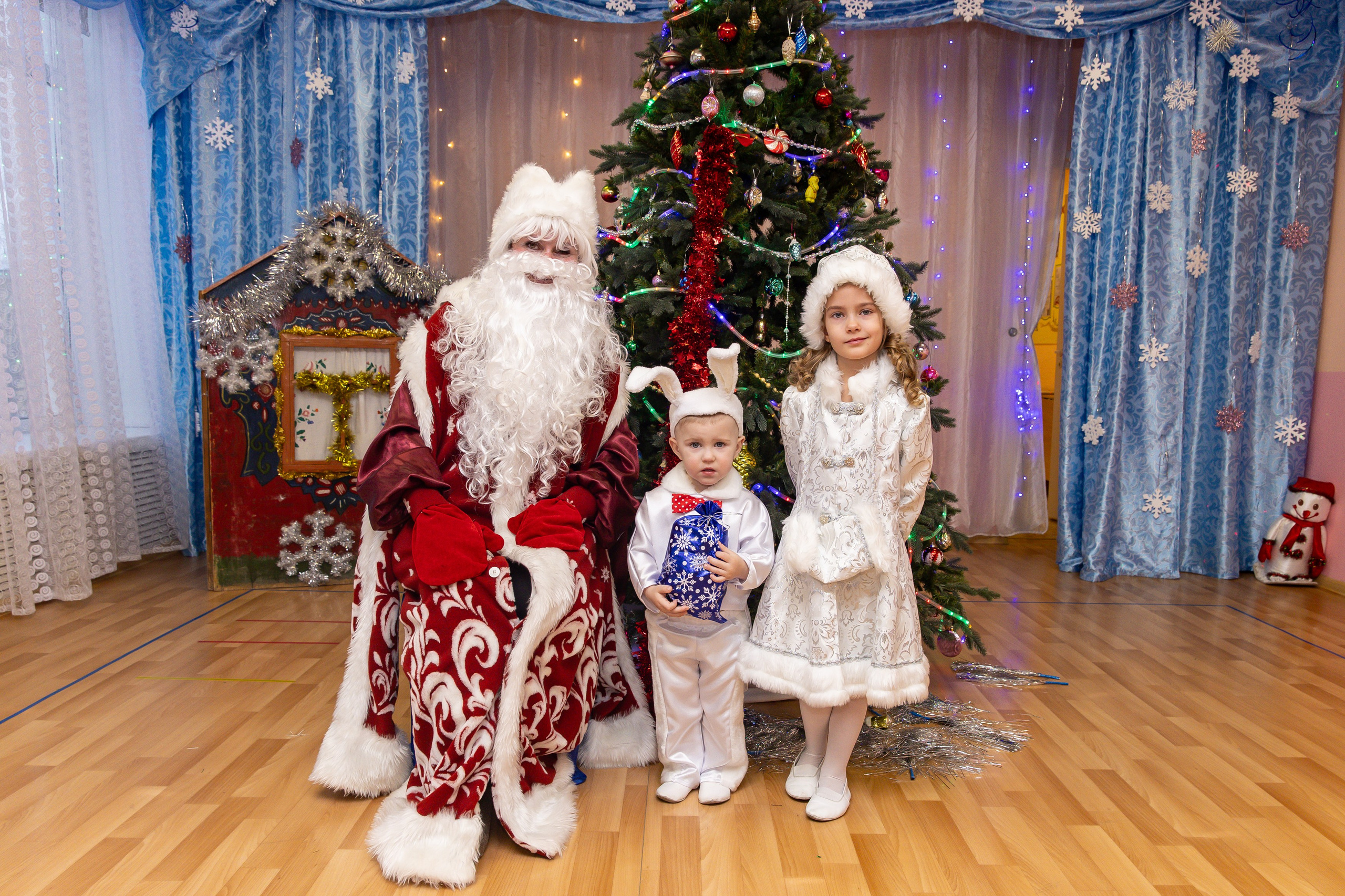 Фото и видео на выпускной в школе и детском саду. Свадебный, семейный видеограф и фотограф в Екатеринбурге Николай Рыков