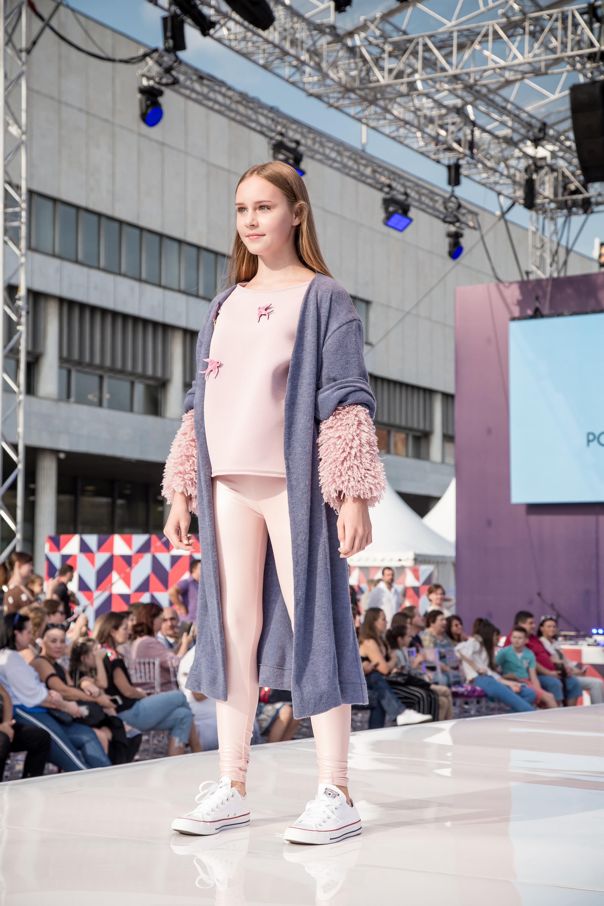 МОДНЫЙ ПОКАЗ К ДНЮ ГОРОДА. Свадебный Семейный Репортажный фотограф в Москве